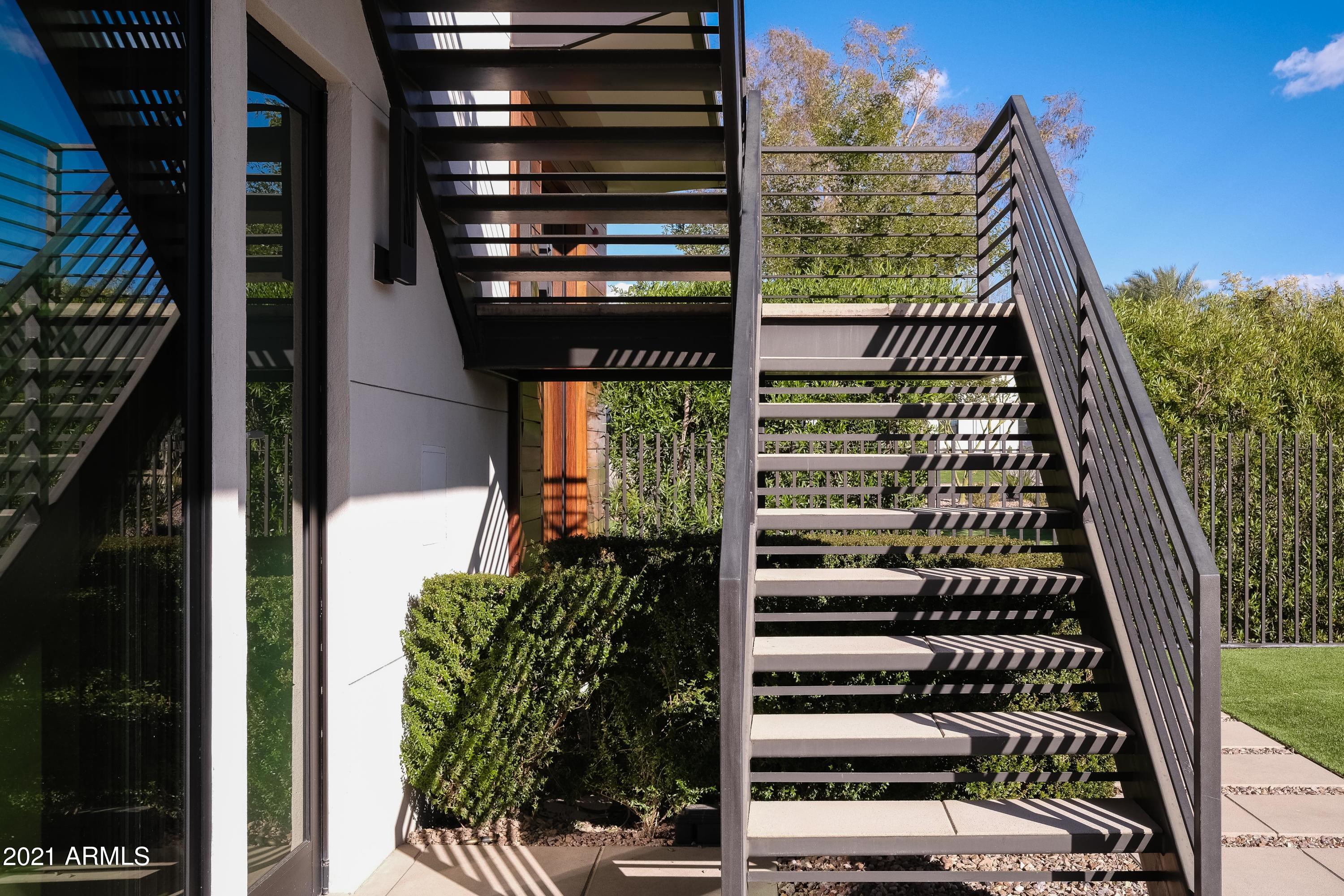 Paradise Valley - Residential