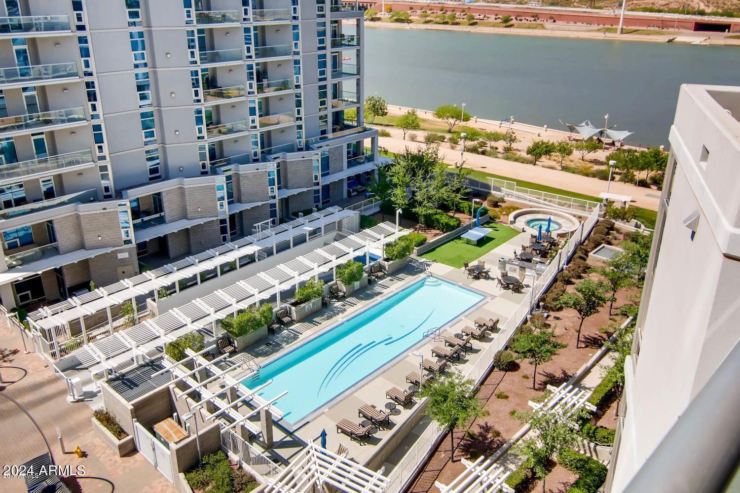 BRIDGEVIEW AT HAYDEN FERRY LAKESIDE CONDOMINIUM AM - Residential