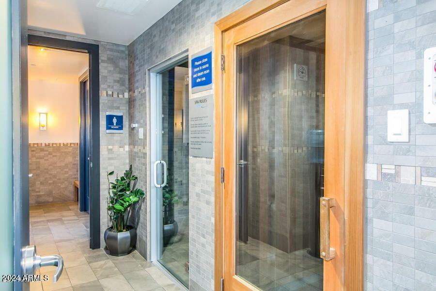 BRIDGEVIEW AT HAYDEN FERRY LAKESIDE CONDOMINIUM AM - Residential