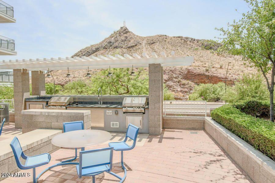 BRIDGEVIEW AT HAYDEN FERRY LAKESIDE CONDOMINIUM AM - Residential