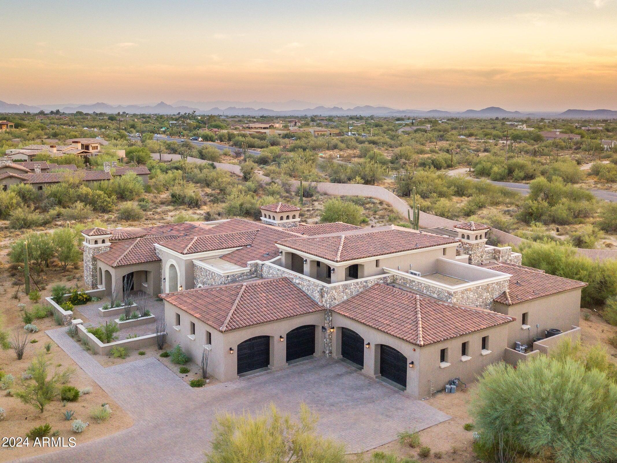 WHISPER ROCK - Residential