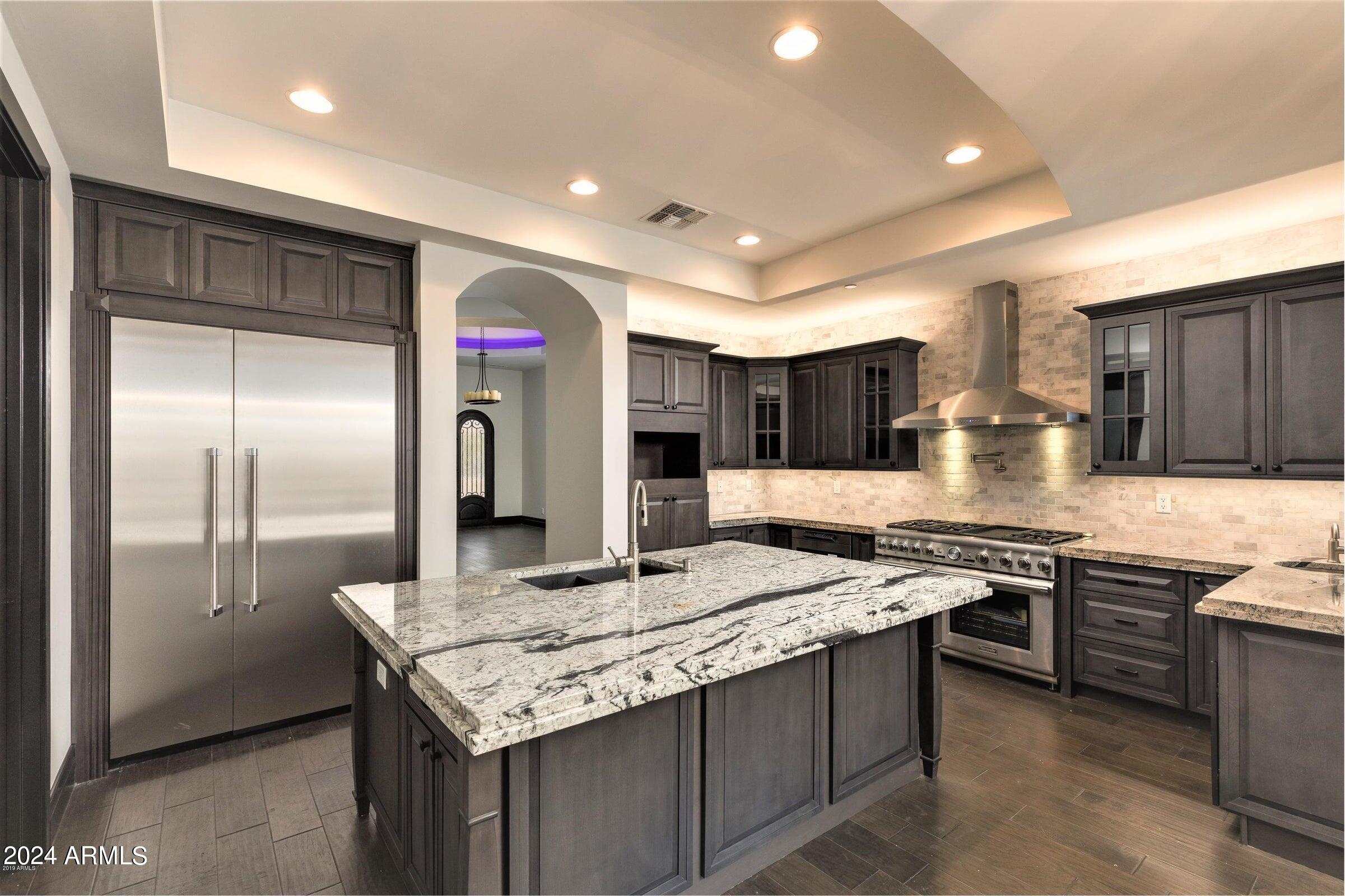 WHISPER ROCK - Residential