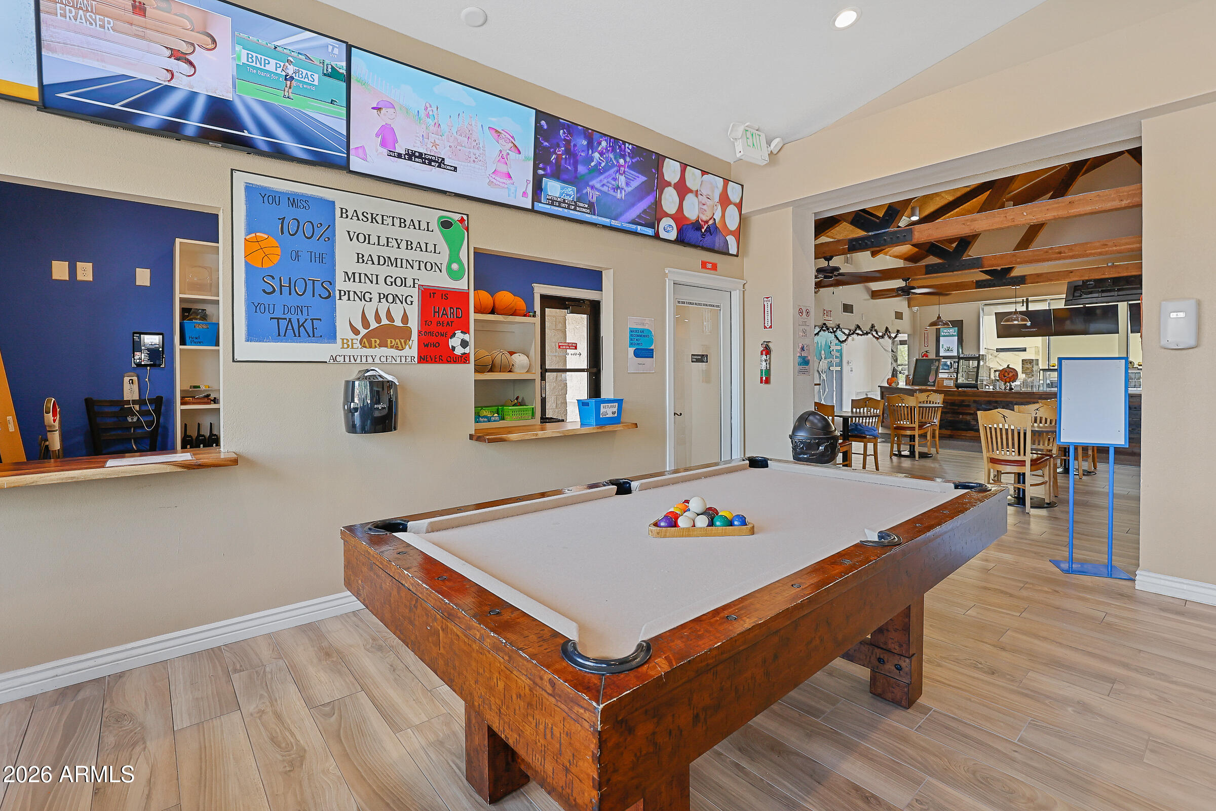 Elk Run Townhomes - Residential
