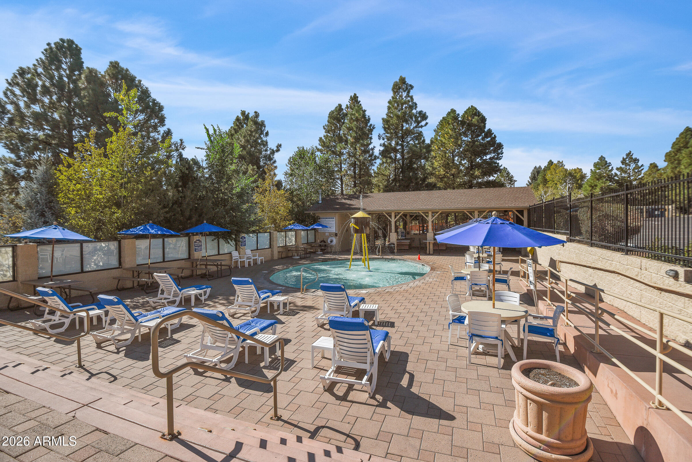 Elk Run Townhomes - Residential