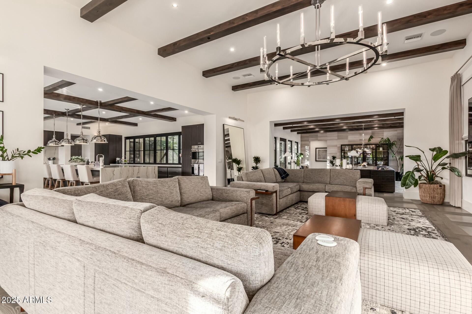 WHITE HORSE - Residential