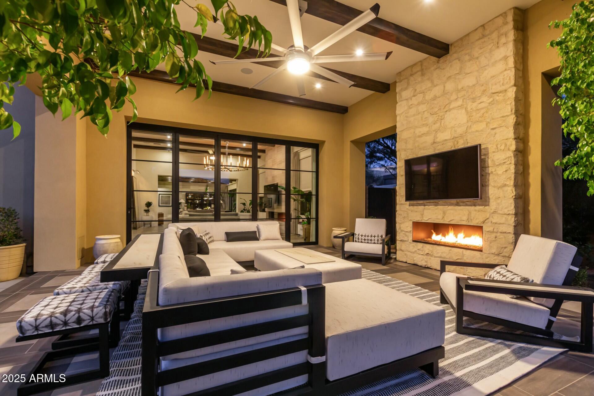 WHITE HORSE - Residential
