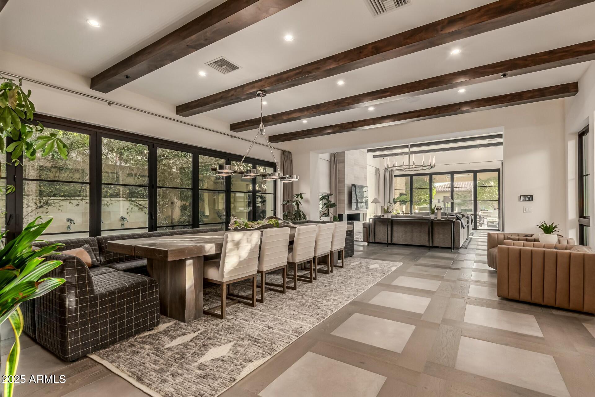 WHITE HORSE - Residential