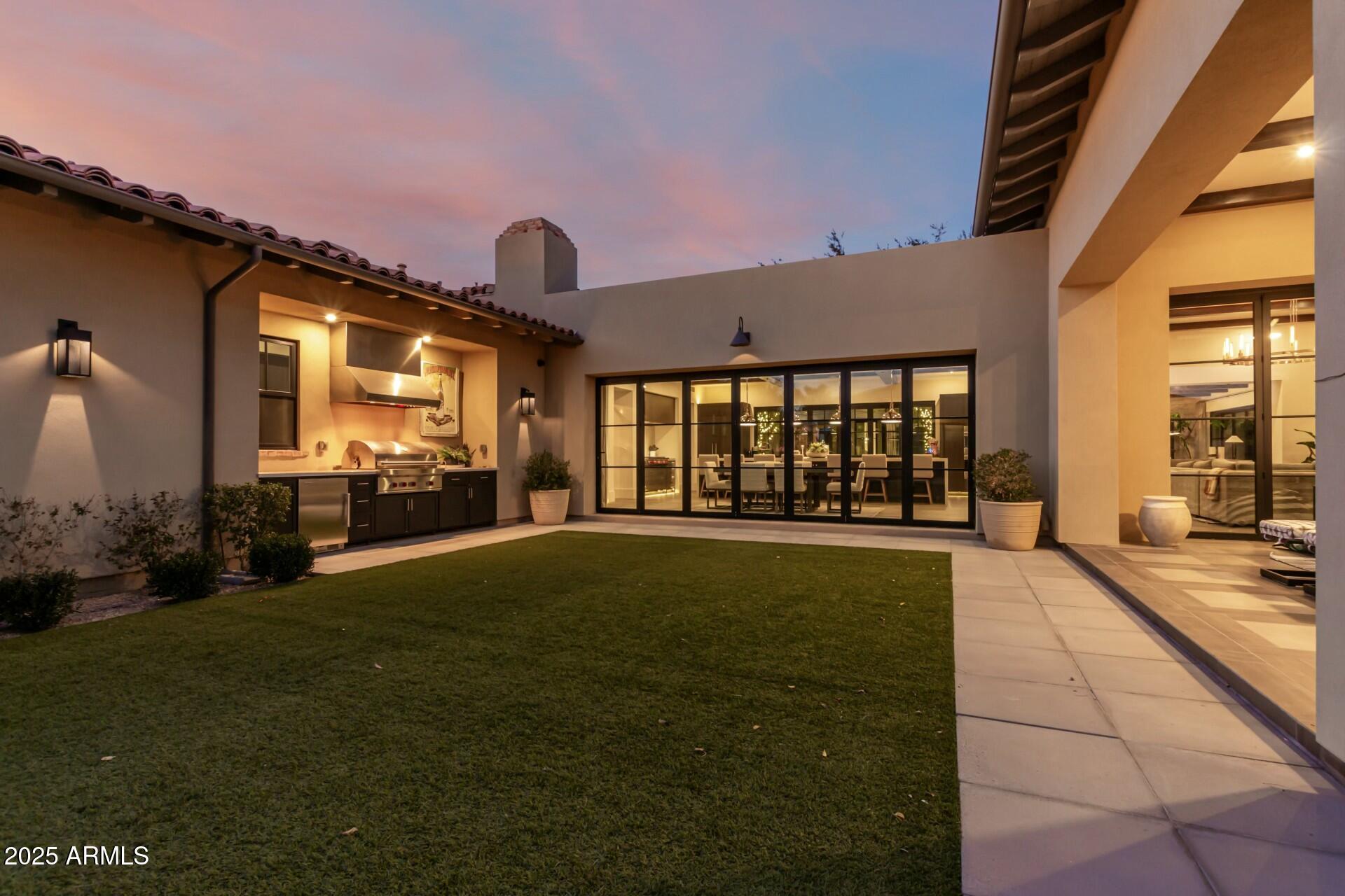 WHITE HORSE - Residential