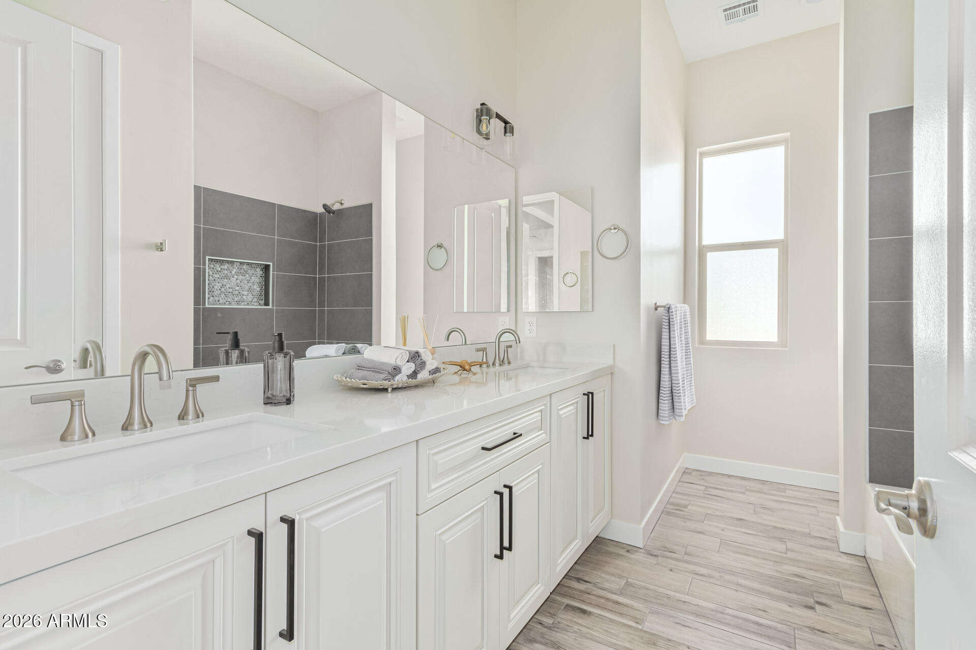 S35 T5N R3W - Residential