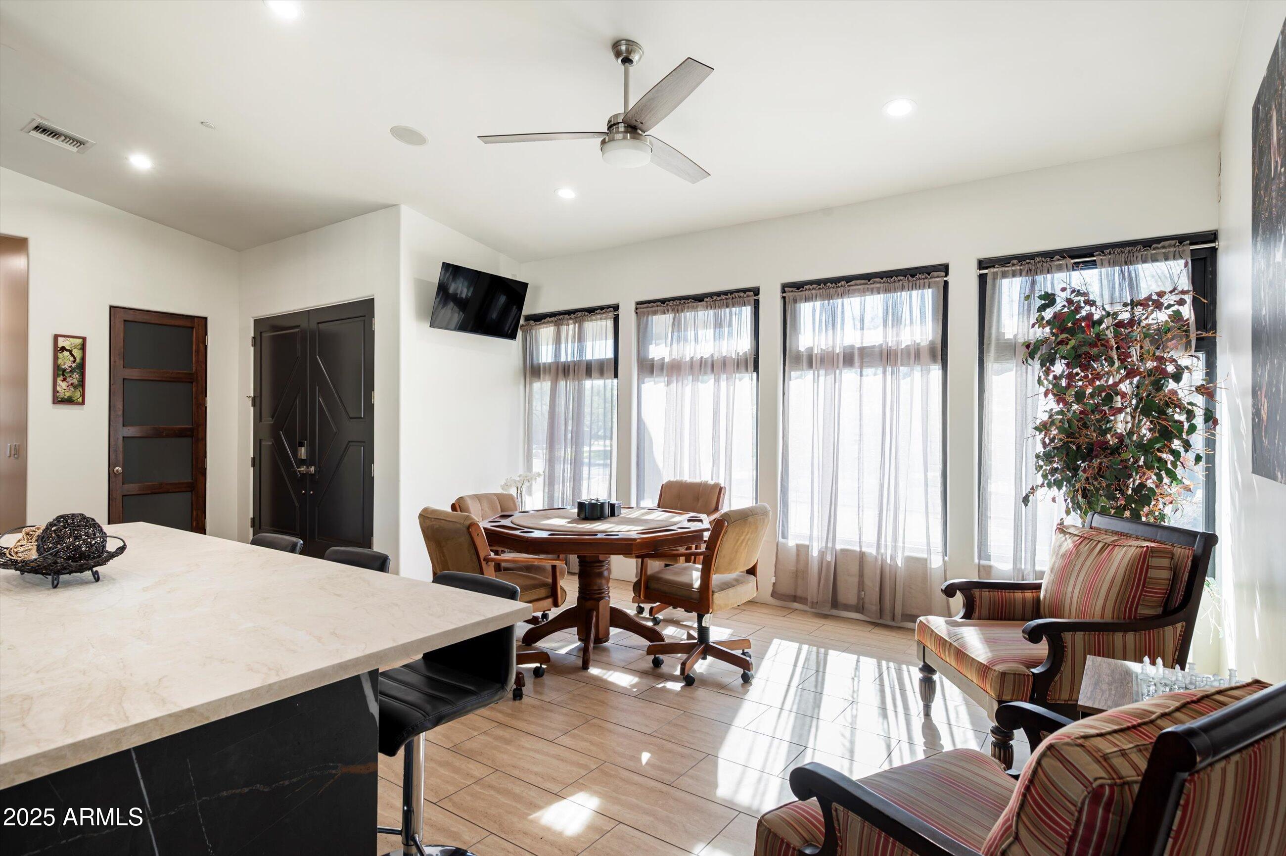 SUNDOWN RANCHOS - Residential