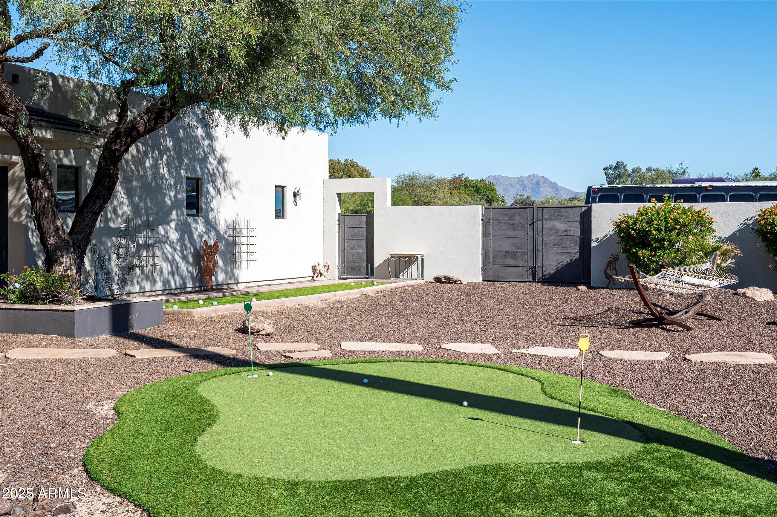 SUNDOWN RANCHOS - Residential