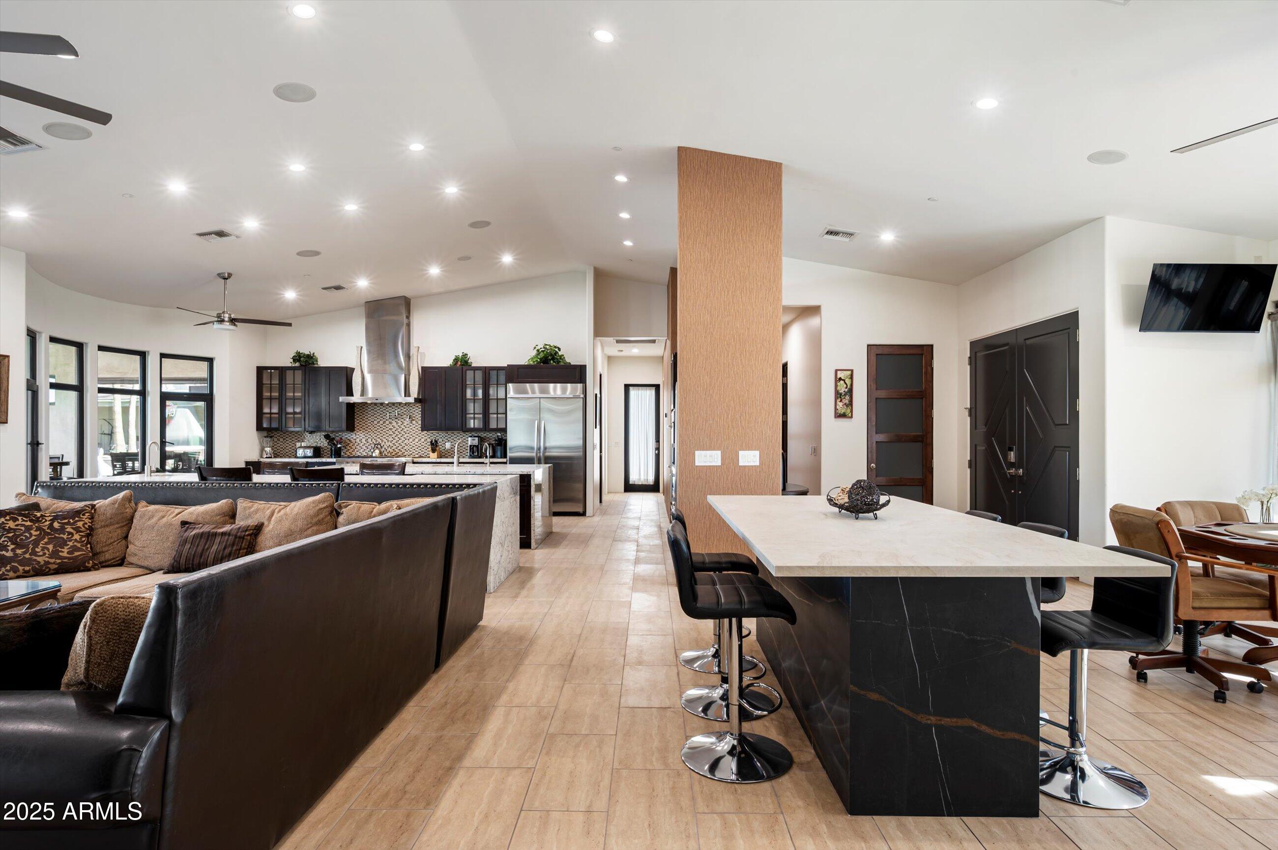 SUNDOWN RANCHOS - Residential
