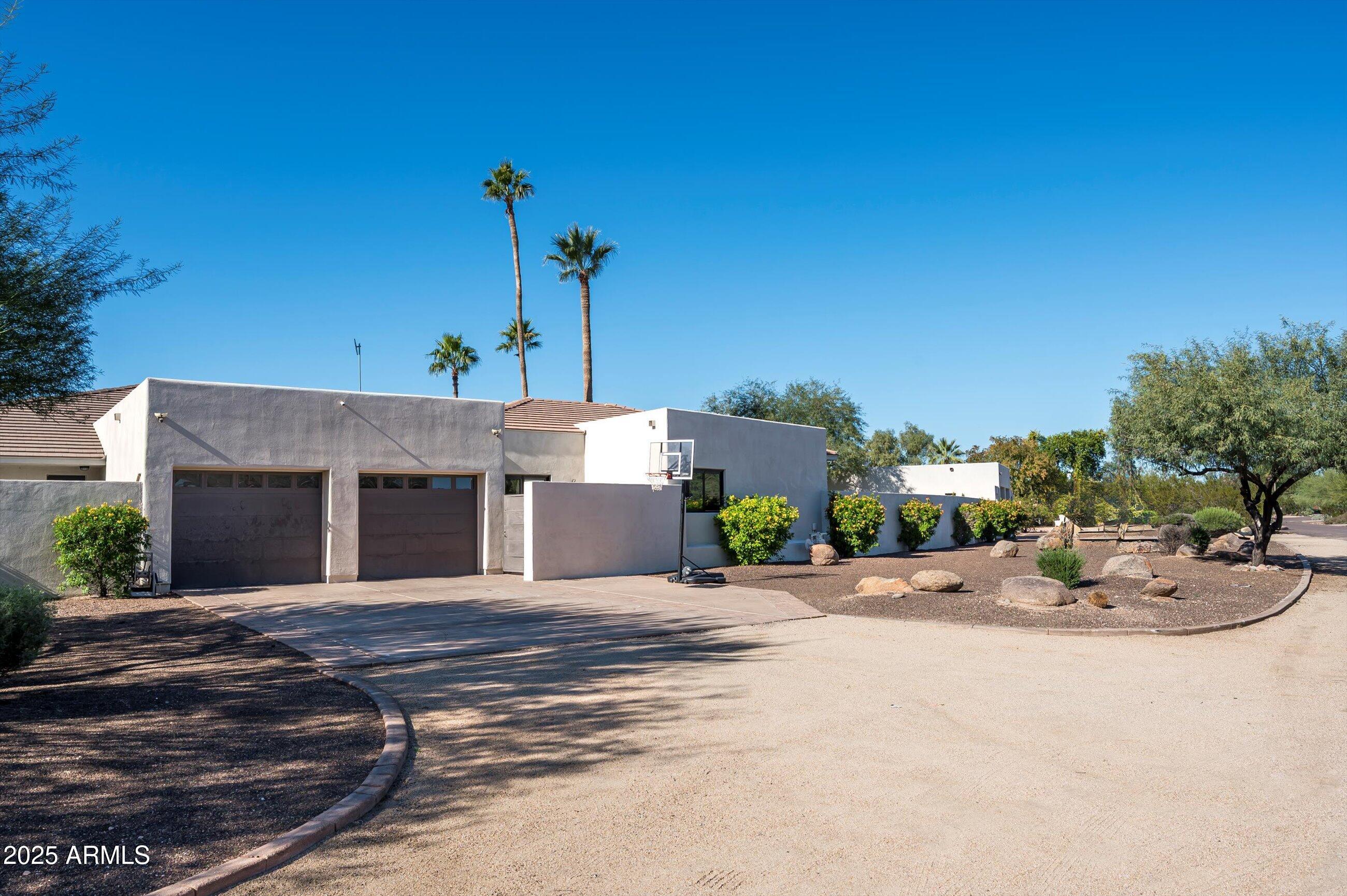 SUNDOWN RANCHOS - Residential