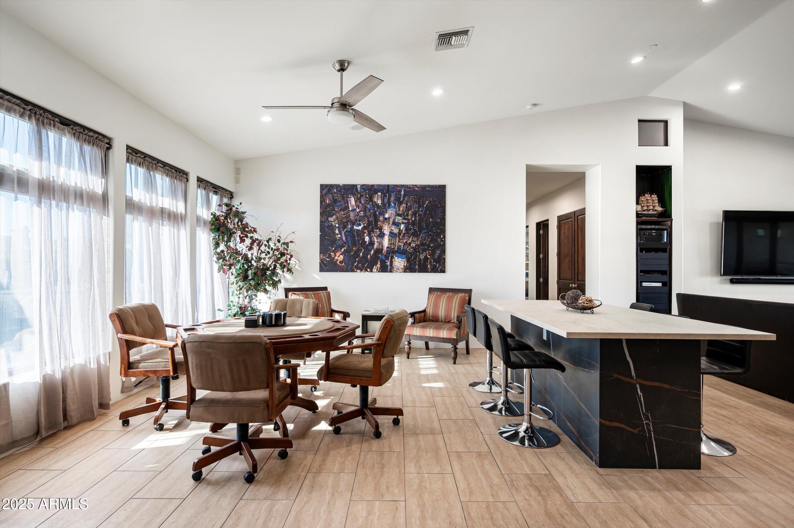 SUNDOWN RANCHOS - Residential
