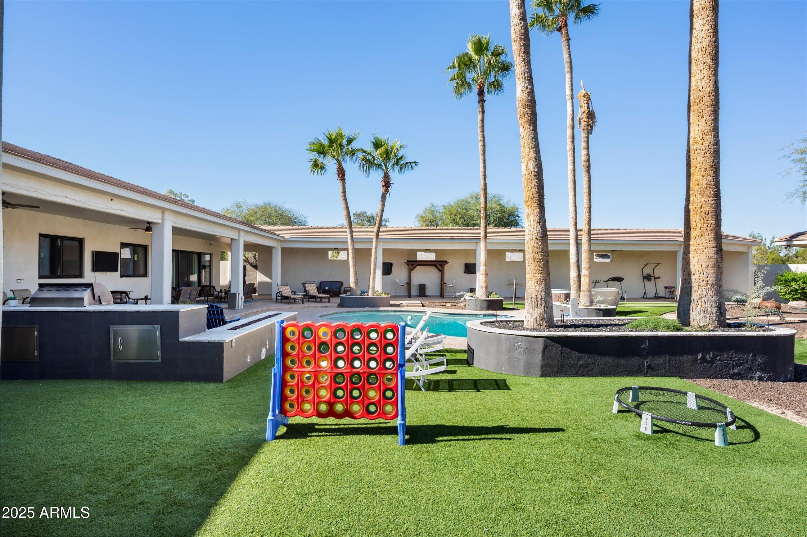 SUNDOWN RANCHOS - Residential
