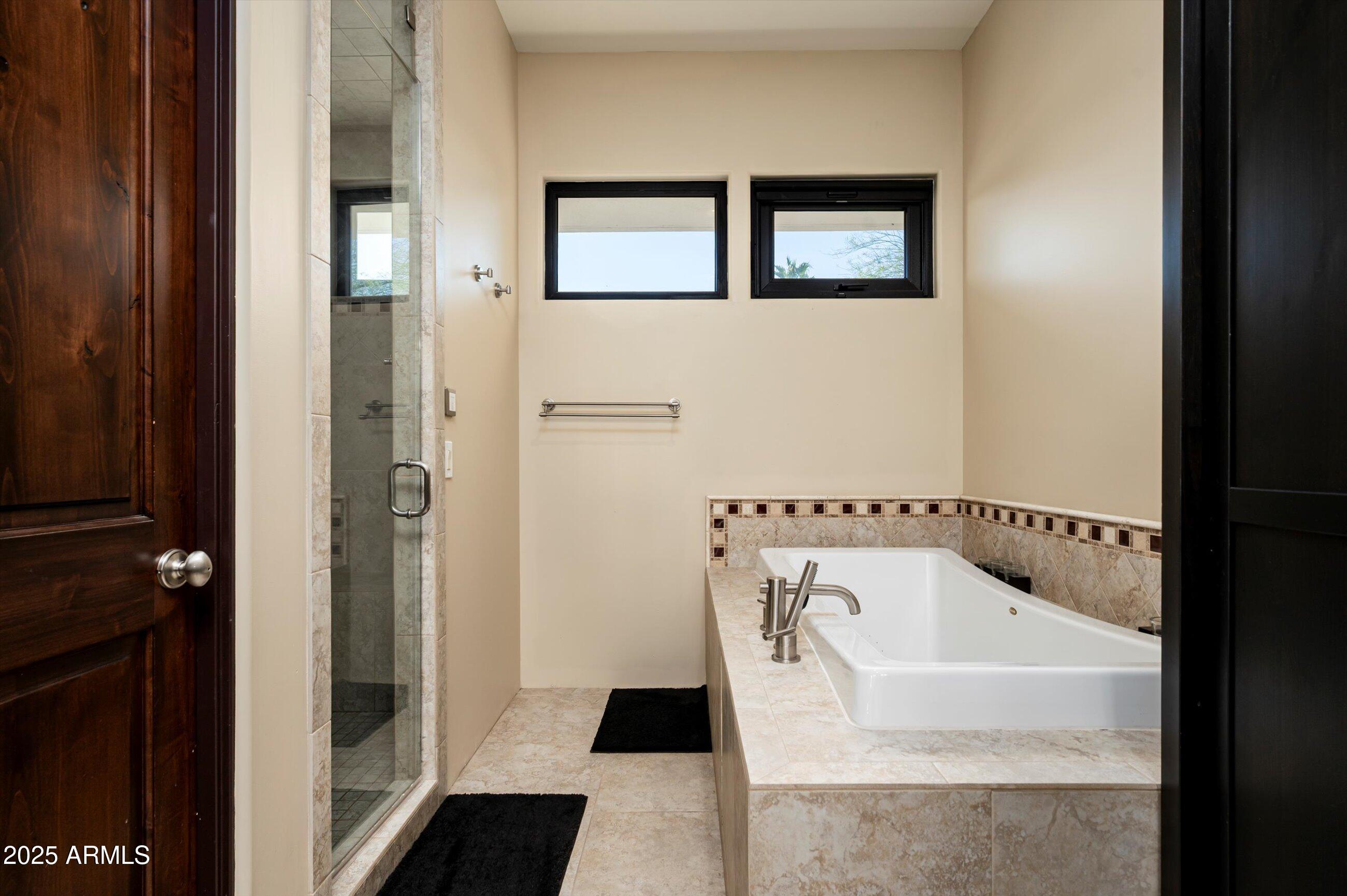 SUNDOWN RANCHOS - Residential