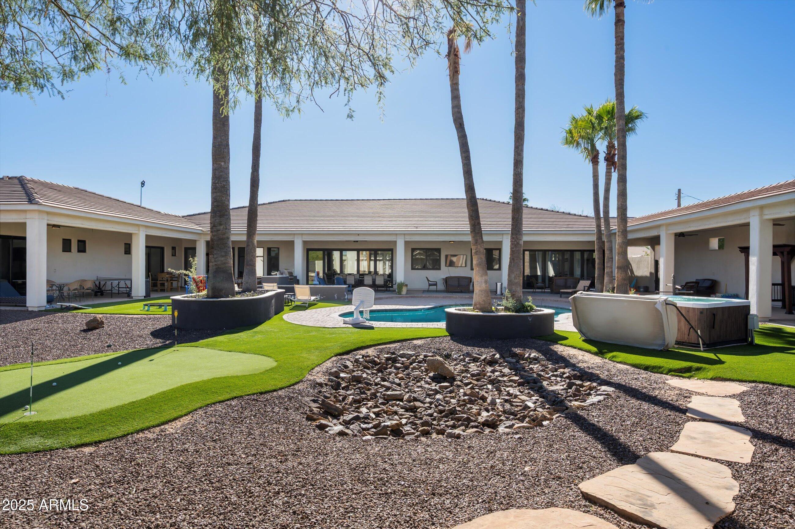 SUNDOWN RANCHOS - Residential