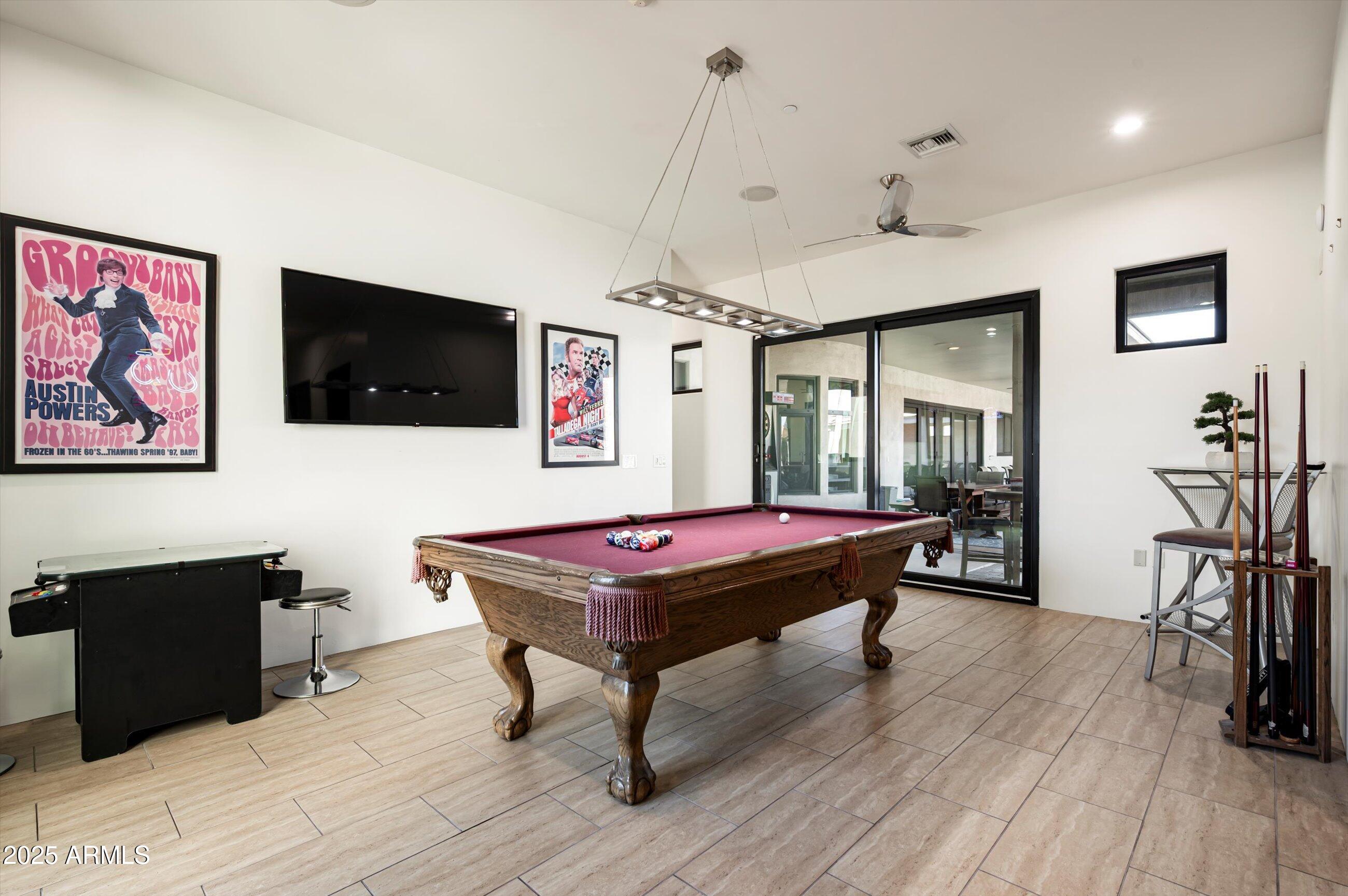 SUNDOWN RANCHOS - Residential