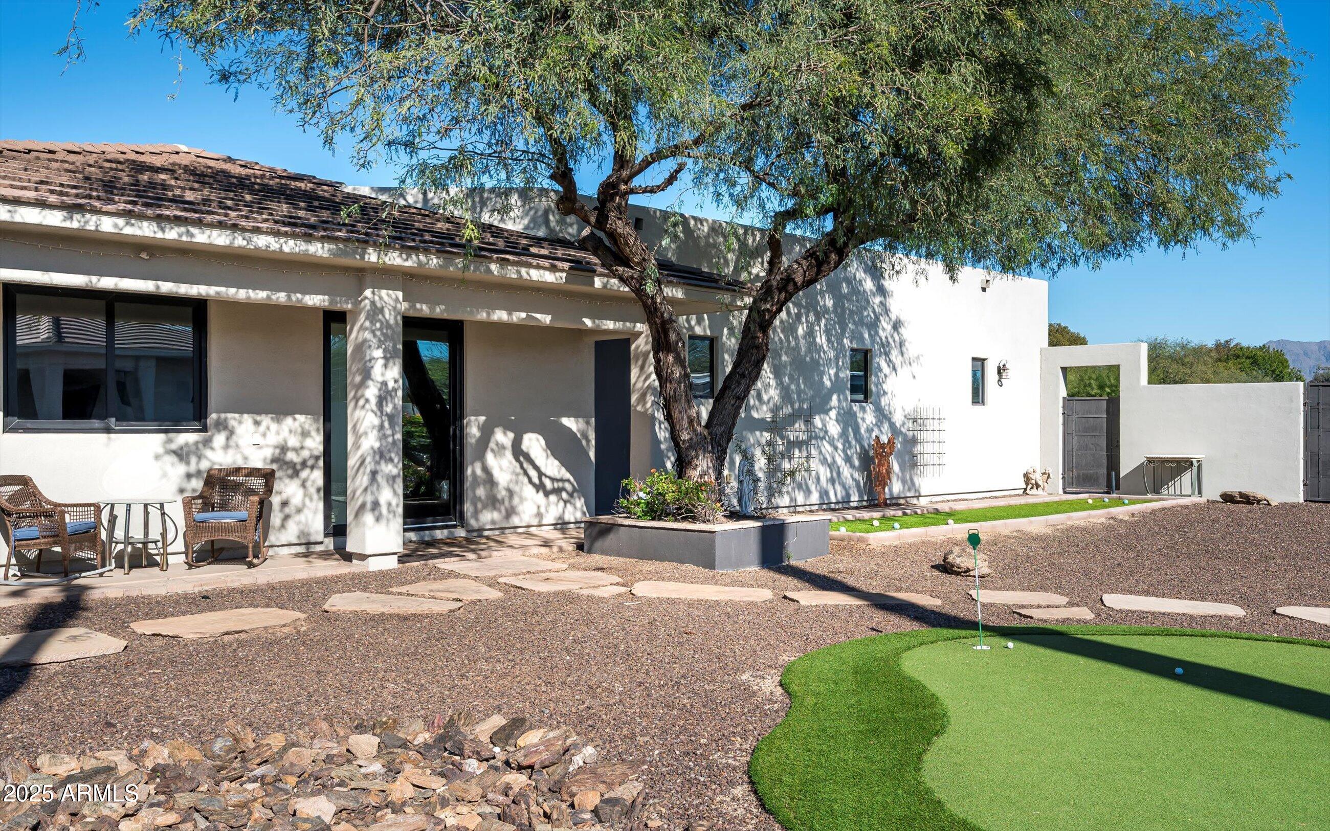 SUNDOWN RANCHOS - Residential