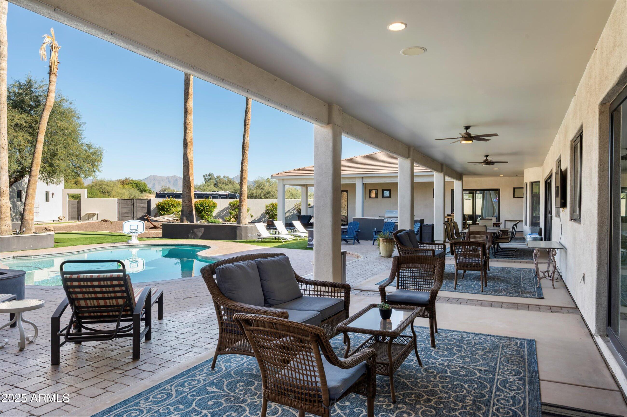 SUNDOWN RANCHOS - Residential