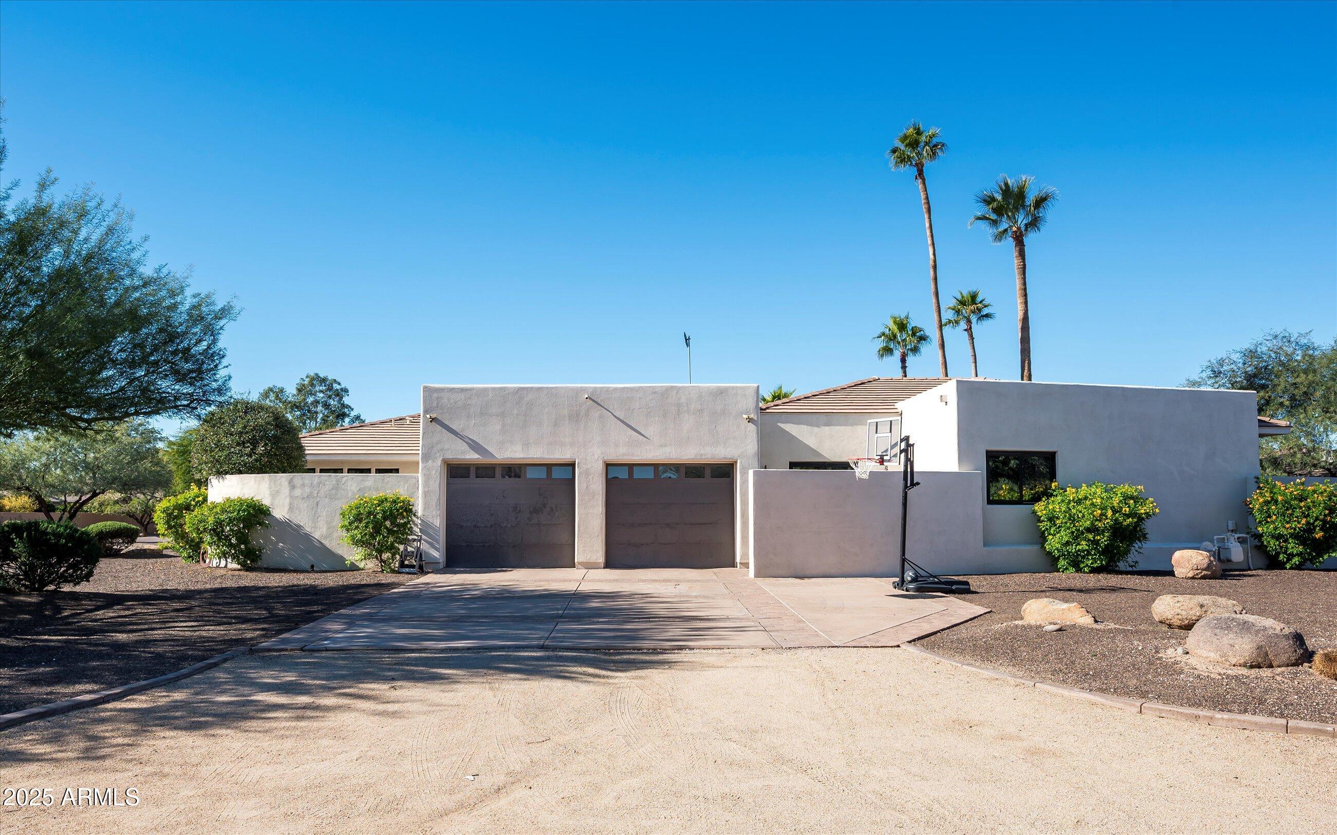 SUNDOWN RANCHOS - Residential