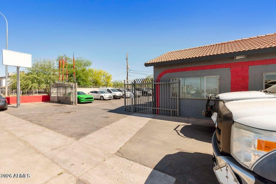 LOCH PLACE ANNEX - Commercial Sale