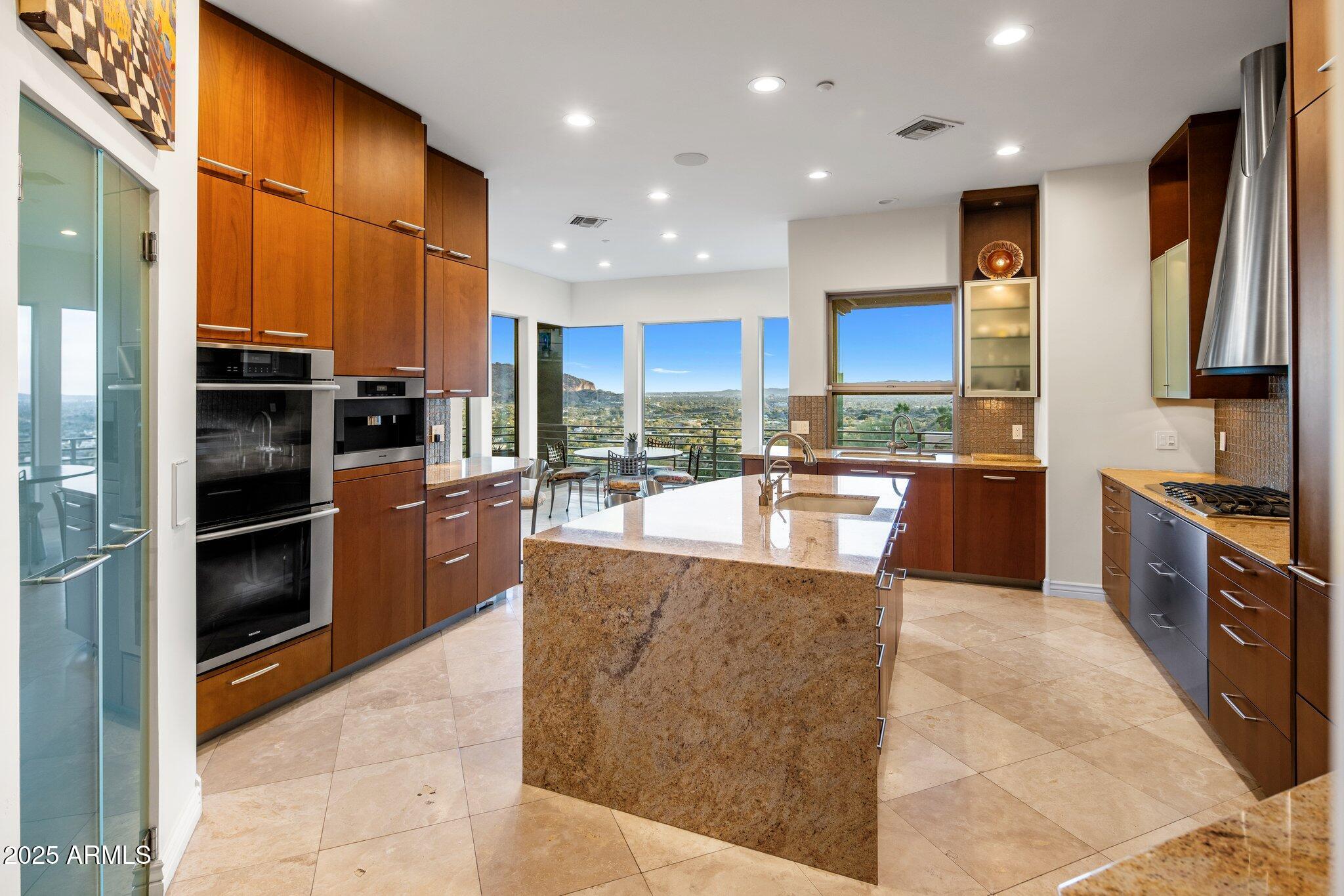 PARADISE HILLS ESTATES - Residential