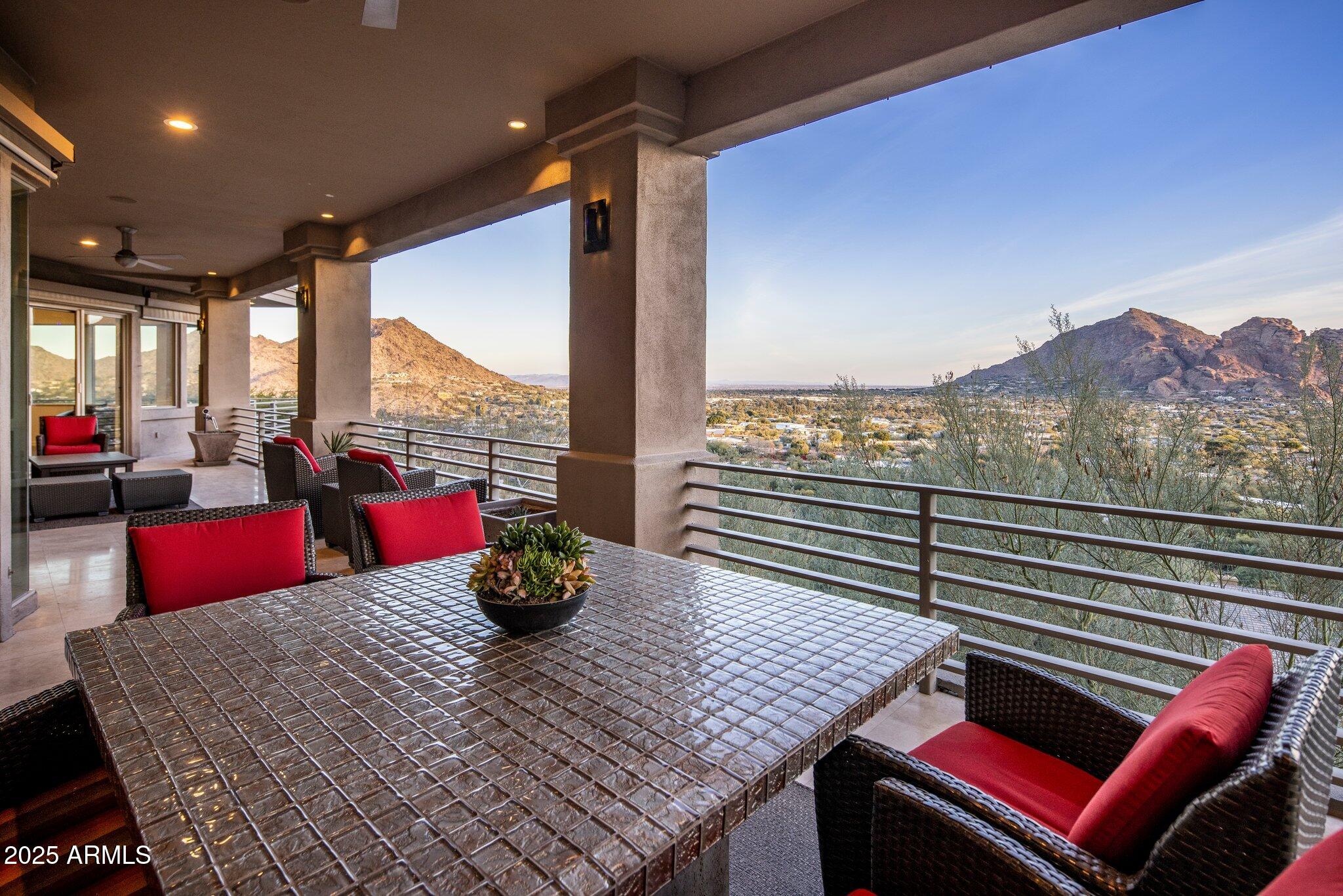 PARADISE HILLS ESTATES - Residential