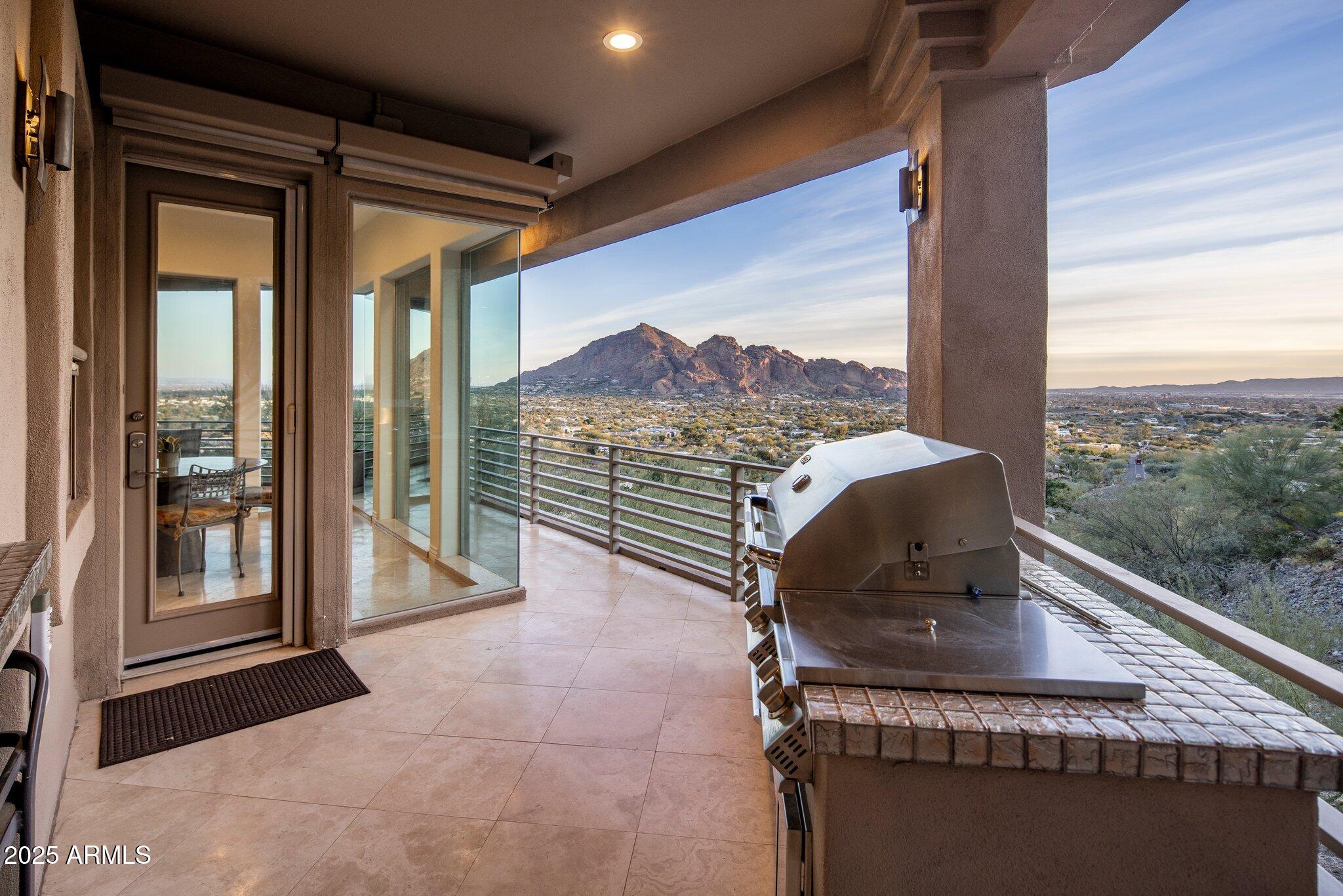PARADISE HILLS ESTATES - Residential