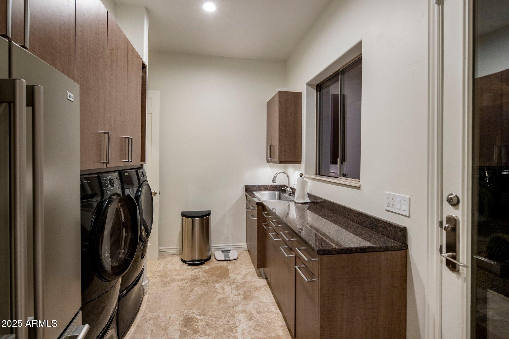PARADISE HILLS ESTATES - Residential