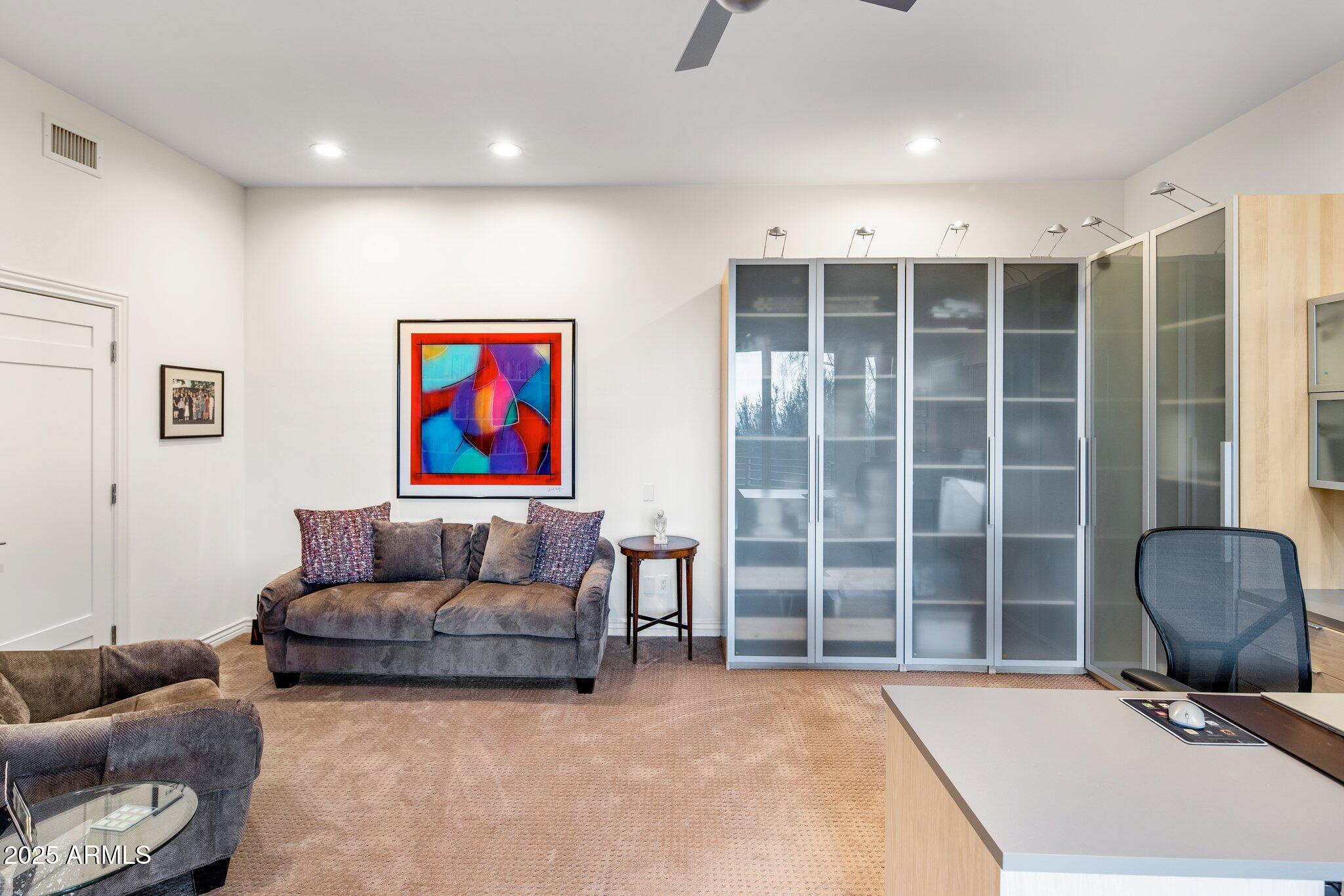 PARADISE HILLS ESTATES - Residential