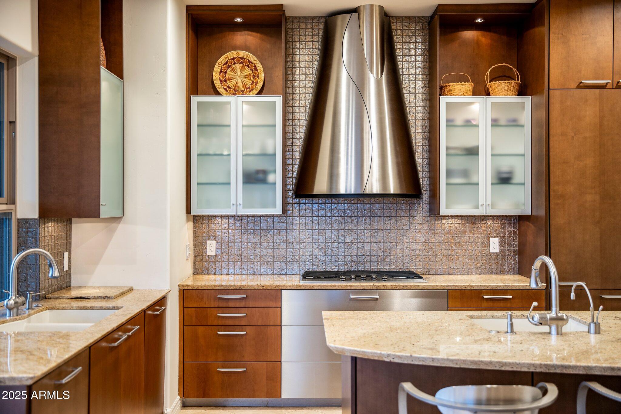 PARADISE HILLS ESTATES - Residential