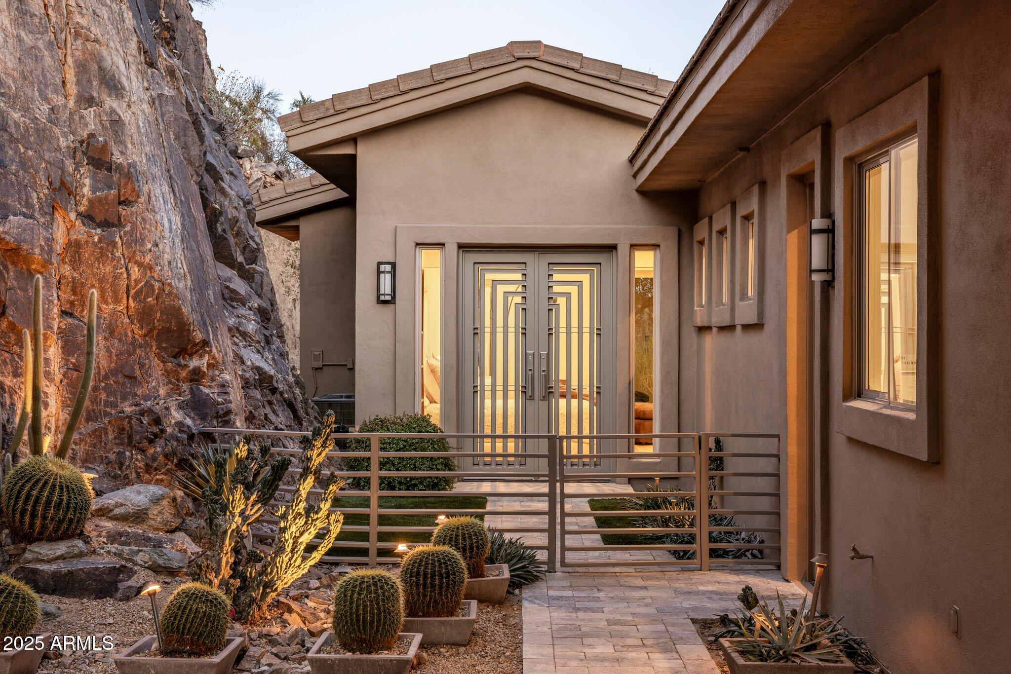 PARADISE HILLS ESTATES - Residential