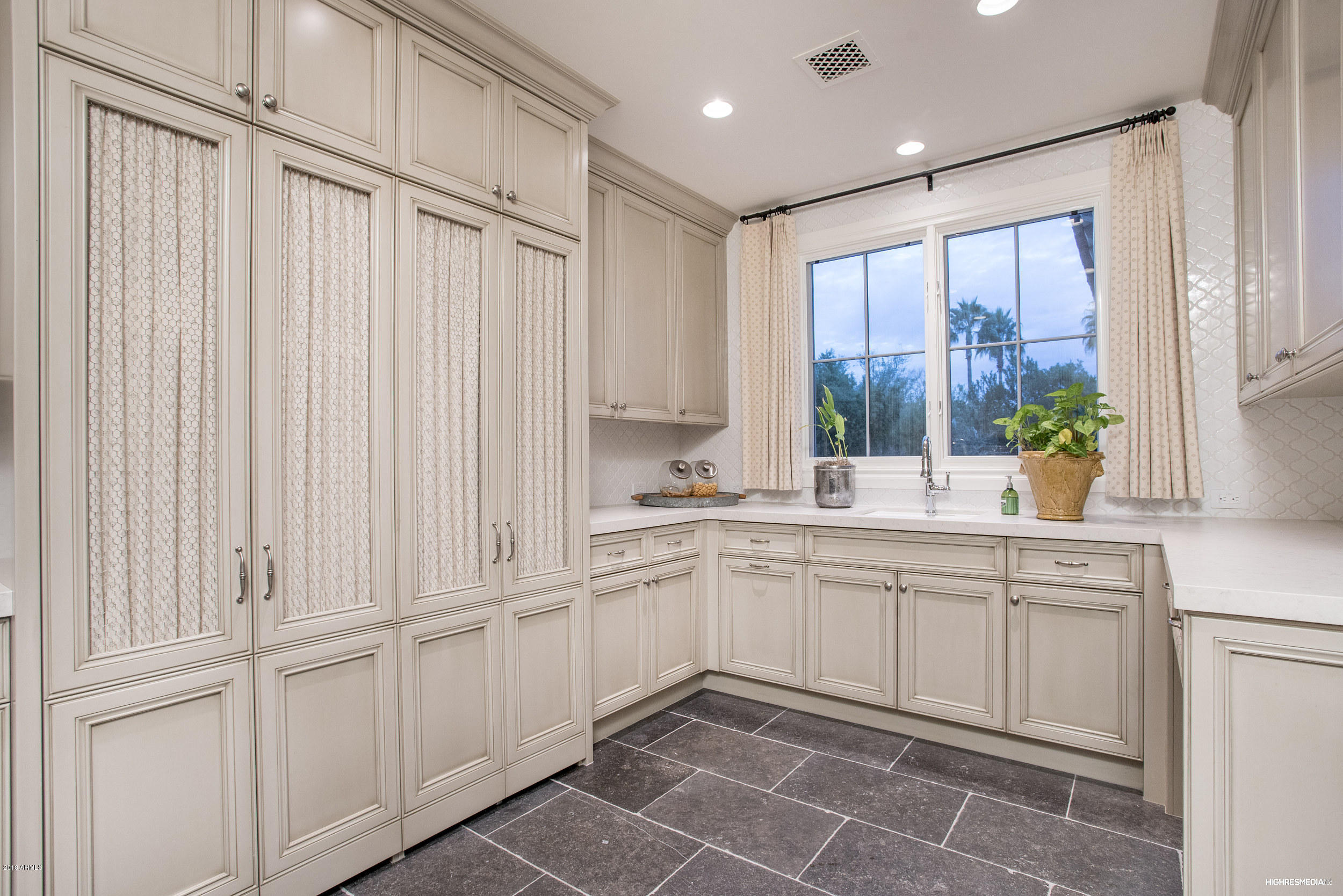 Desert View - Residential