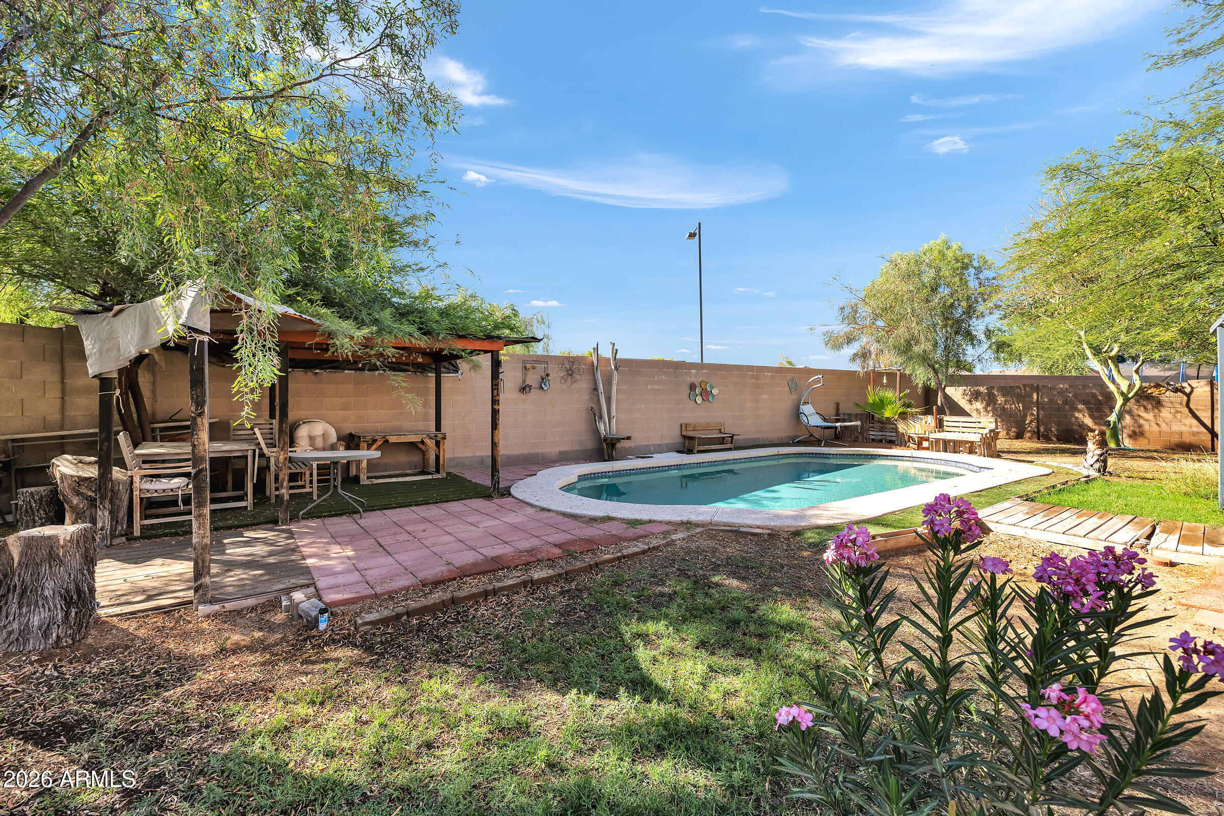 DOVE COVE ESTATES AMD - Residential