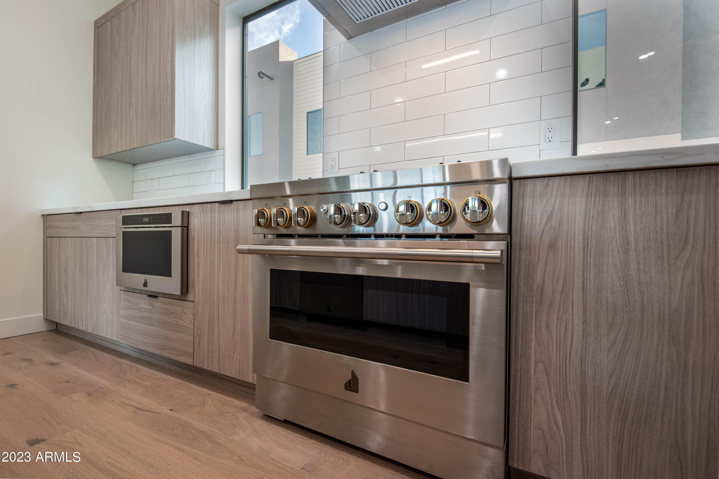 Lamar Townhomes - Residential Income
