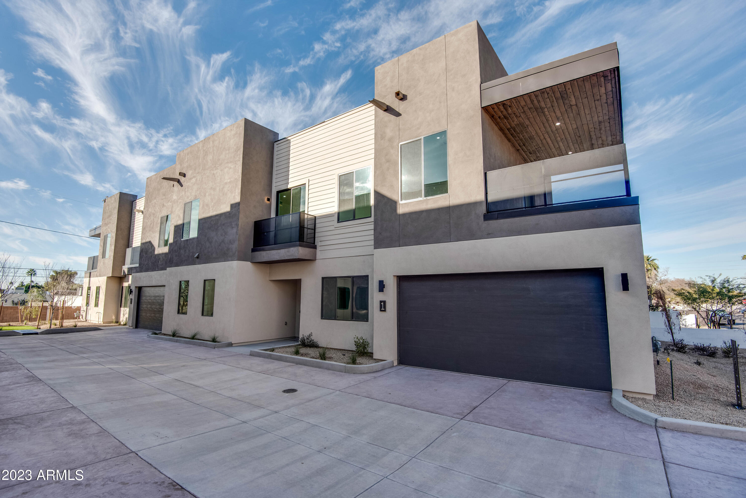 Lamar Townhomes - Residential Income