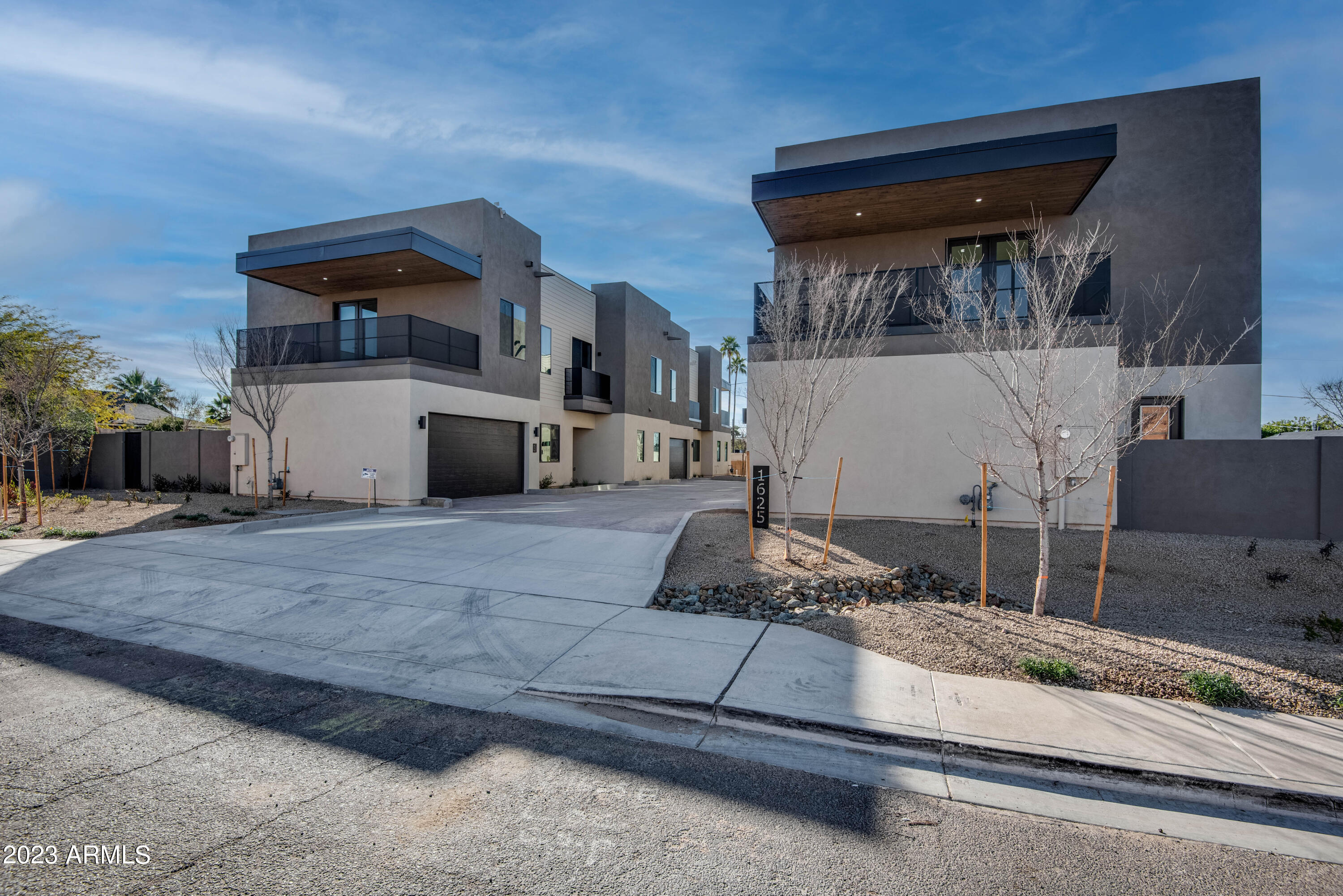 Lamar Townhomes - Residential Income