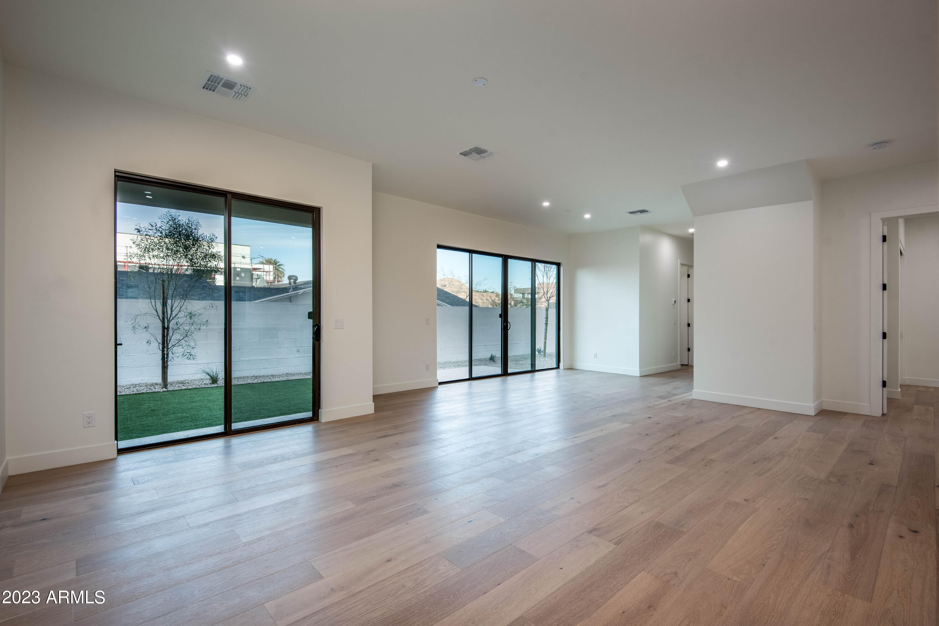 Lamar Townhomes - Residential Income