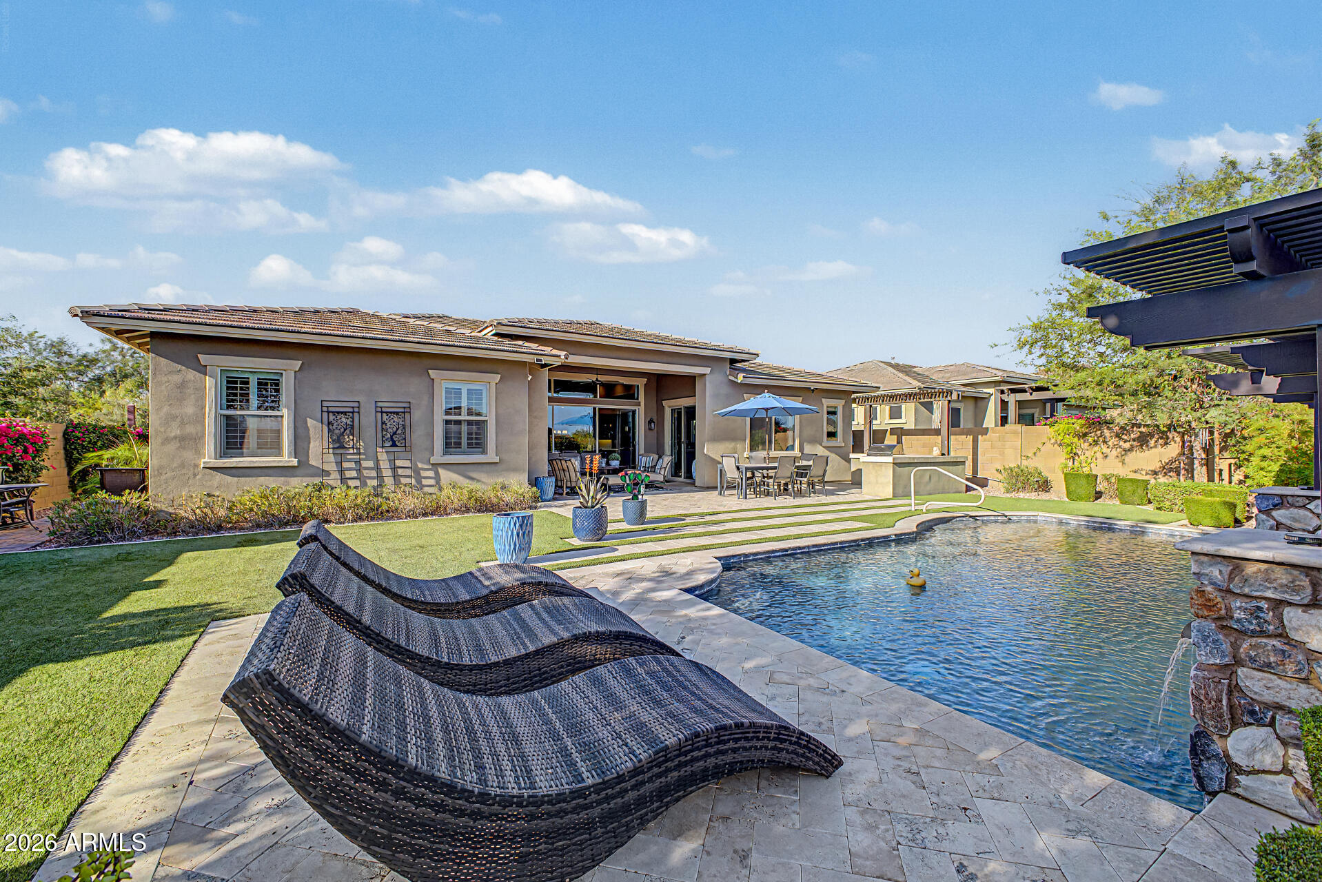 WESTWING MOUNTAIN PARCEL 24 ESCENA - Residential