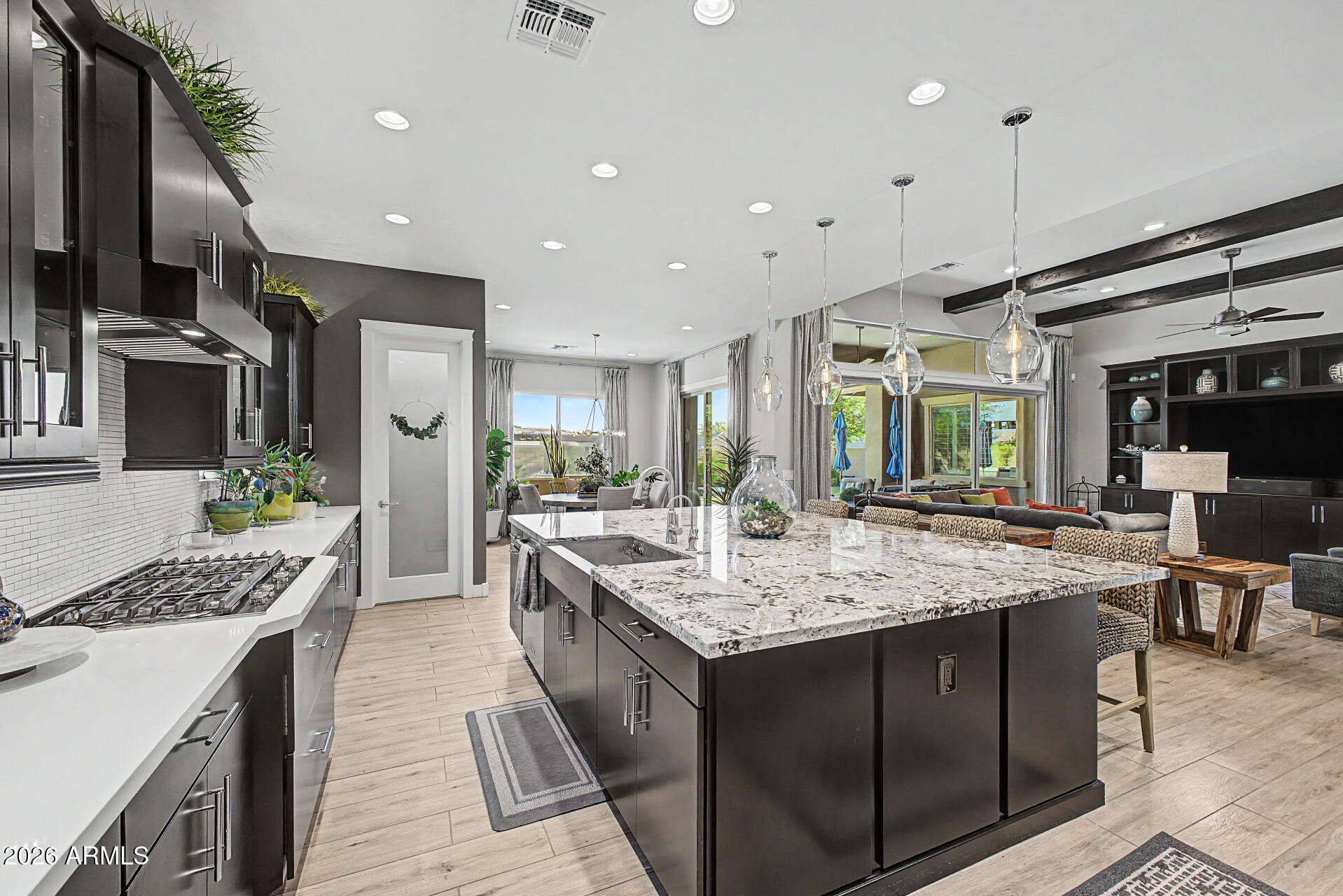WESTWING MOUNTAIN PARCEL 24 ESCENA - Residential