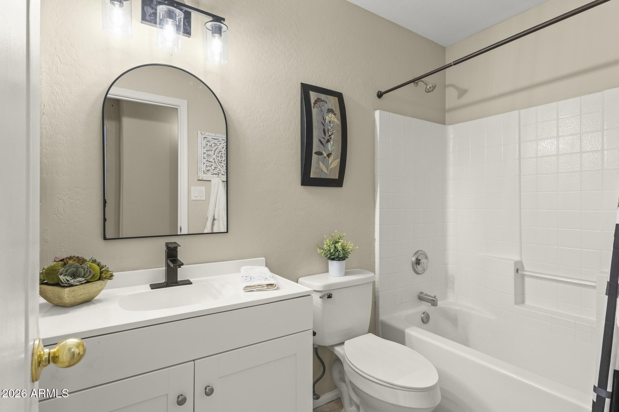 ROSEVIEW UNIT 2 - Residential