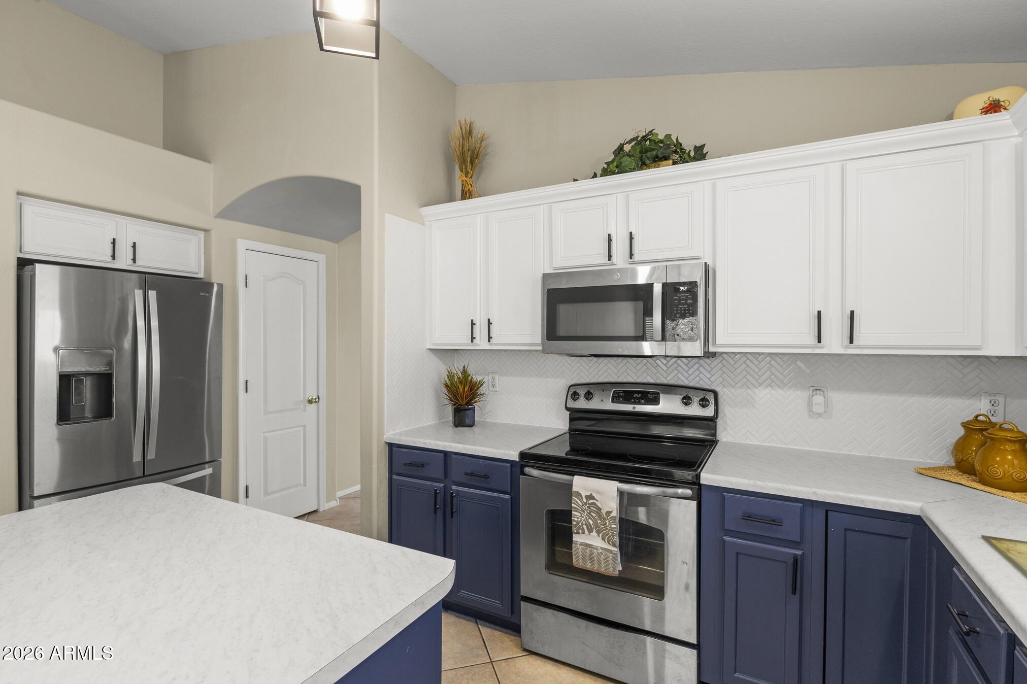 ROSEVIEW UNIT 2 - Residential