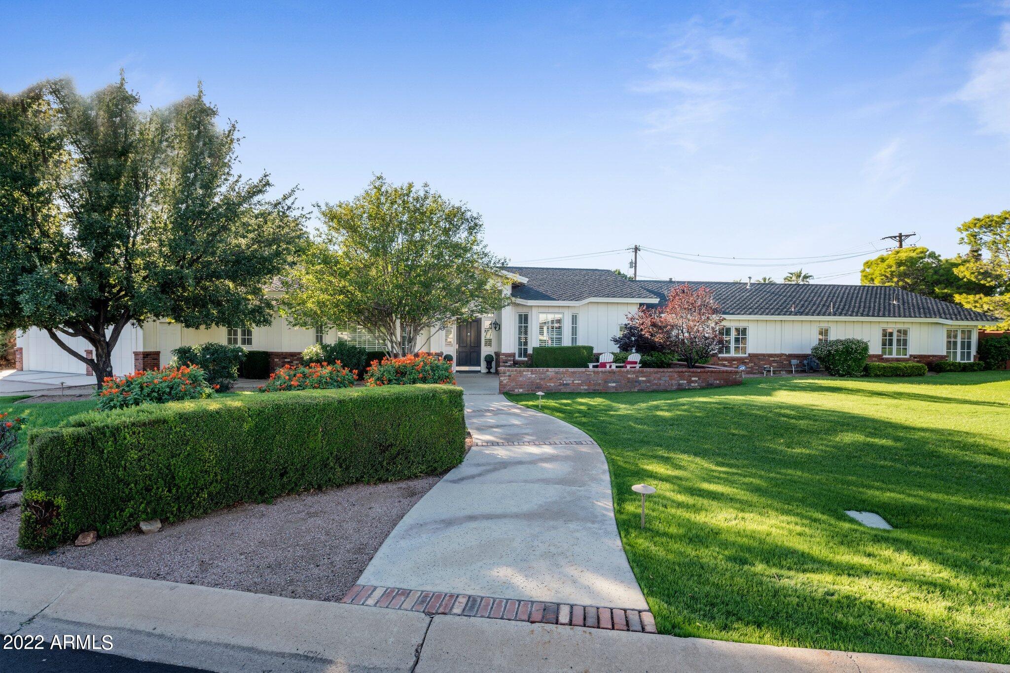 MARY MANOR - Residential