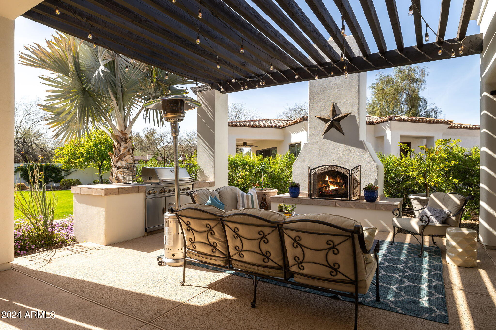 PARADISE COUNTRY ESTATES 2 - Residential
