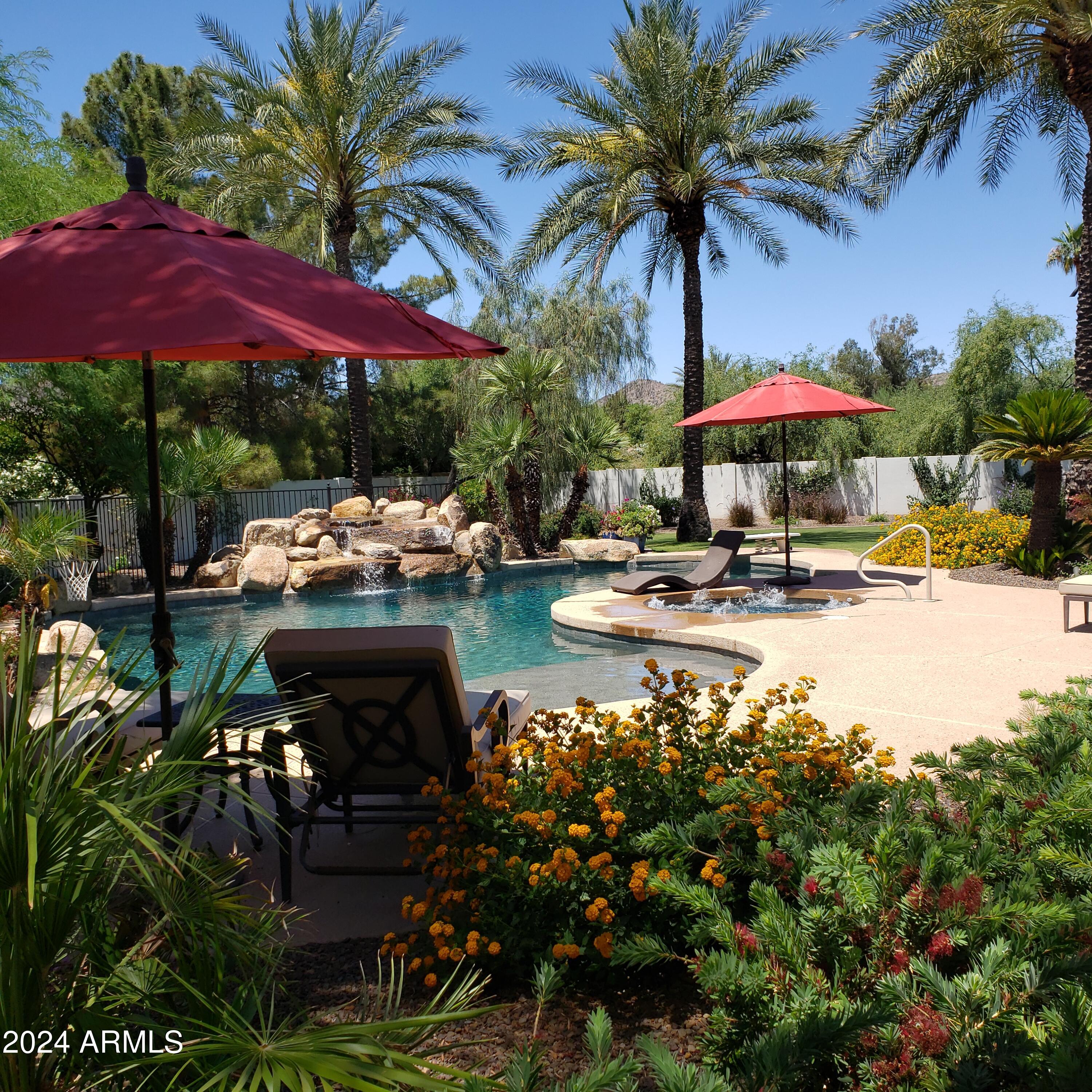 PARADISE COUNTRY ESTATES 2 - Residential
