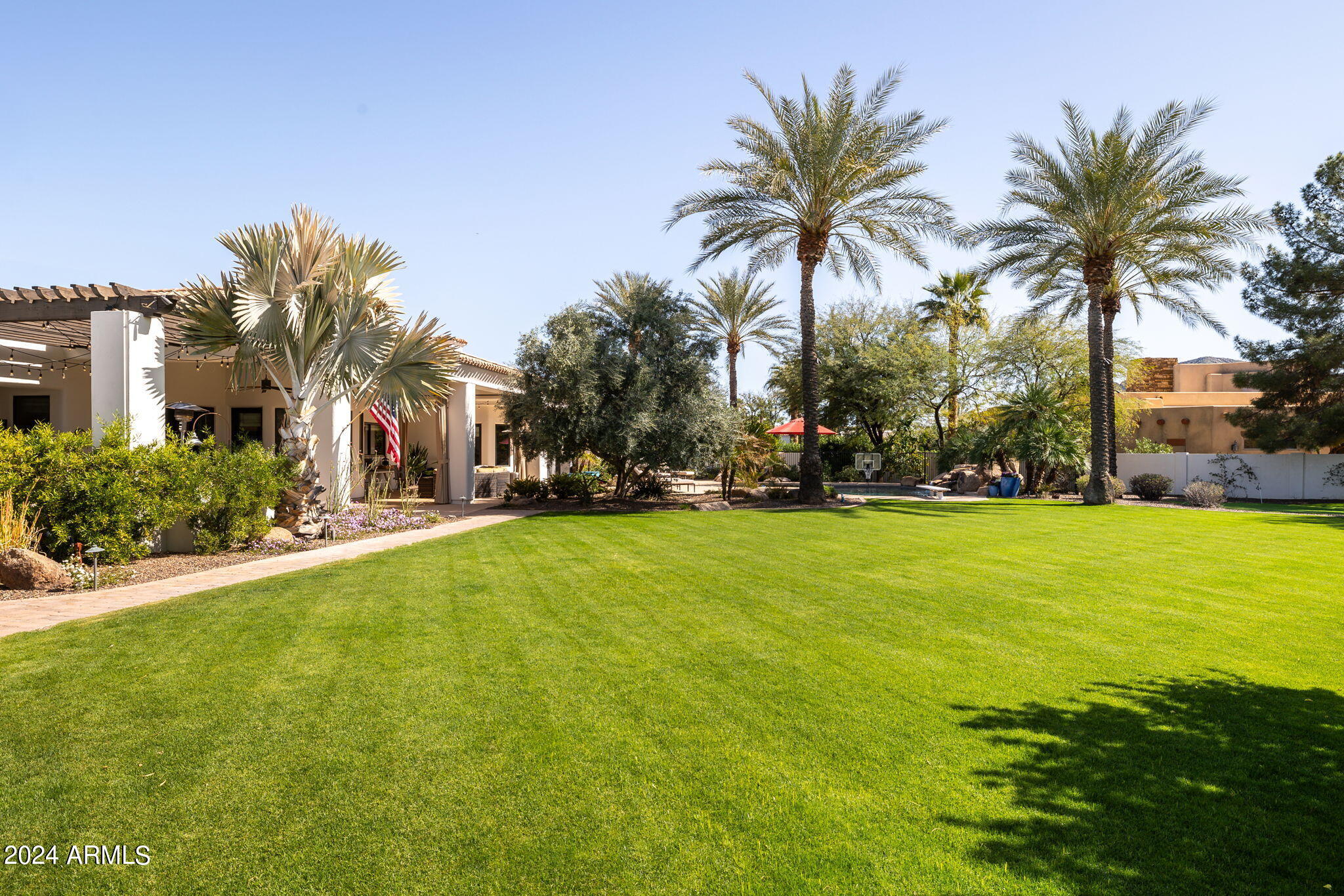 PARADISE COUNTRY ESTATES 2 - Residential