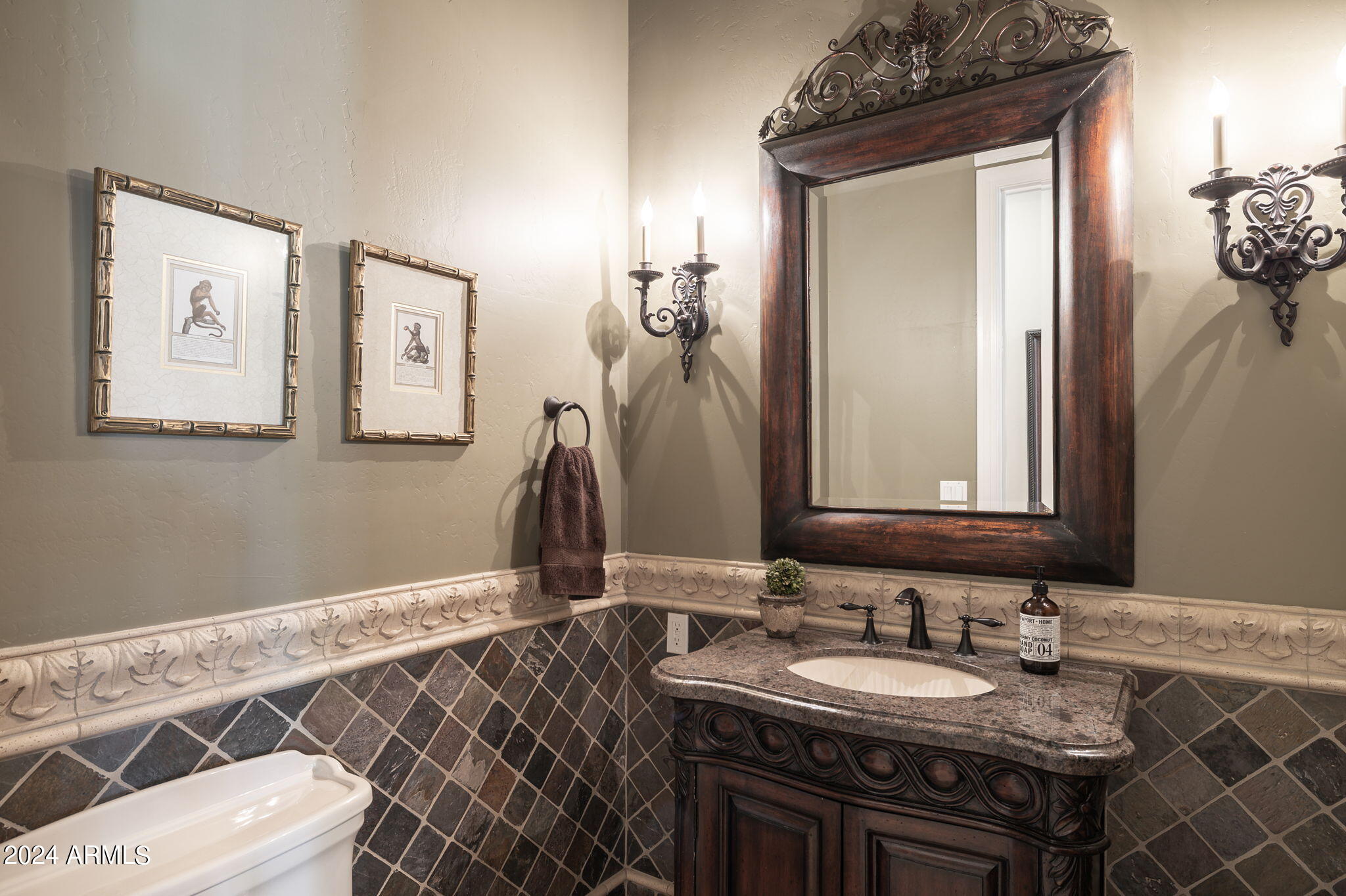 PARADISE COUNTRY ESTATES 2 - Residential