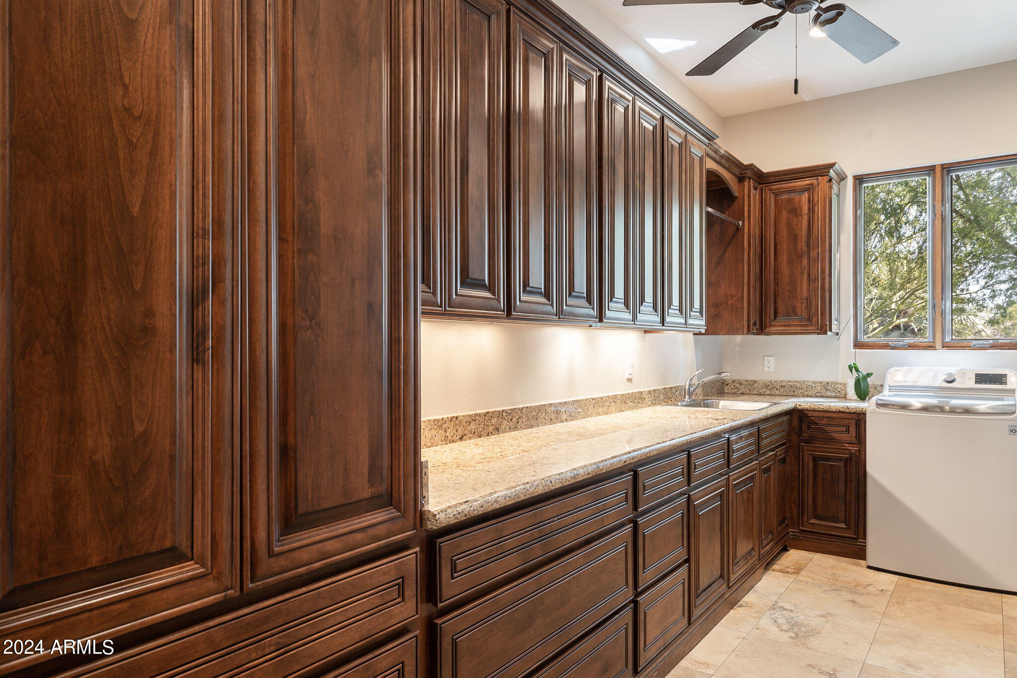 PARADISE COUNTRY ESTATES 2 - Residential