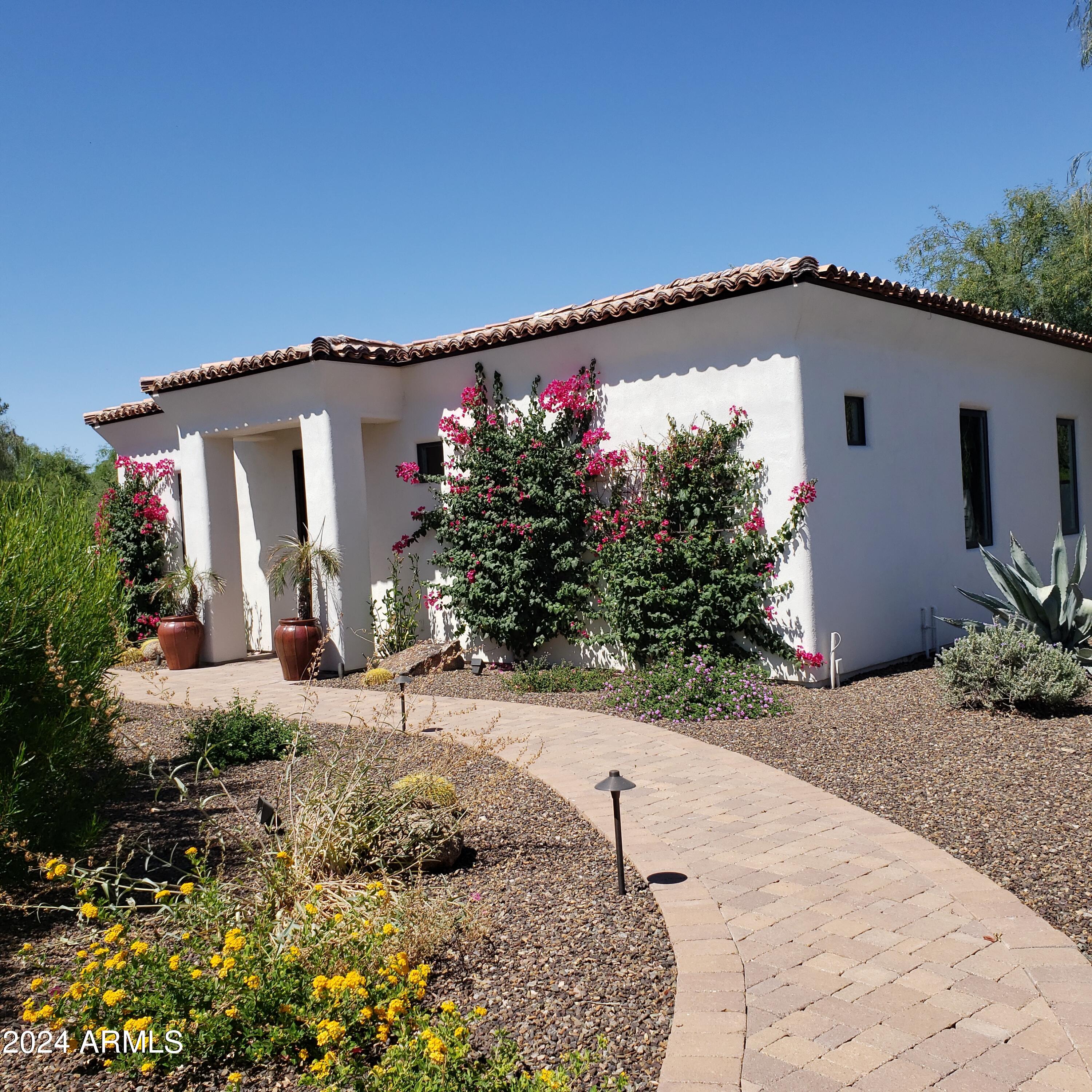 PARADISE COUNTRY ESTATES 2 - Residential